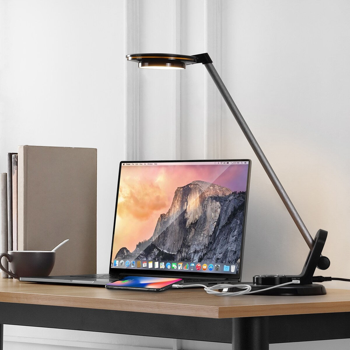 Gaines 18.5 Aluminum Contemporary Minimalist Adjustable Dimmable USB Charging LED Task Lamp, Black by JONATHAN Y