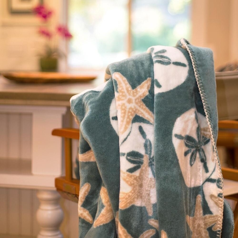 Denali Starfish and Sand Dollars/Light Marine Microplush Blanket