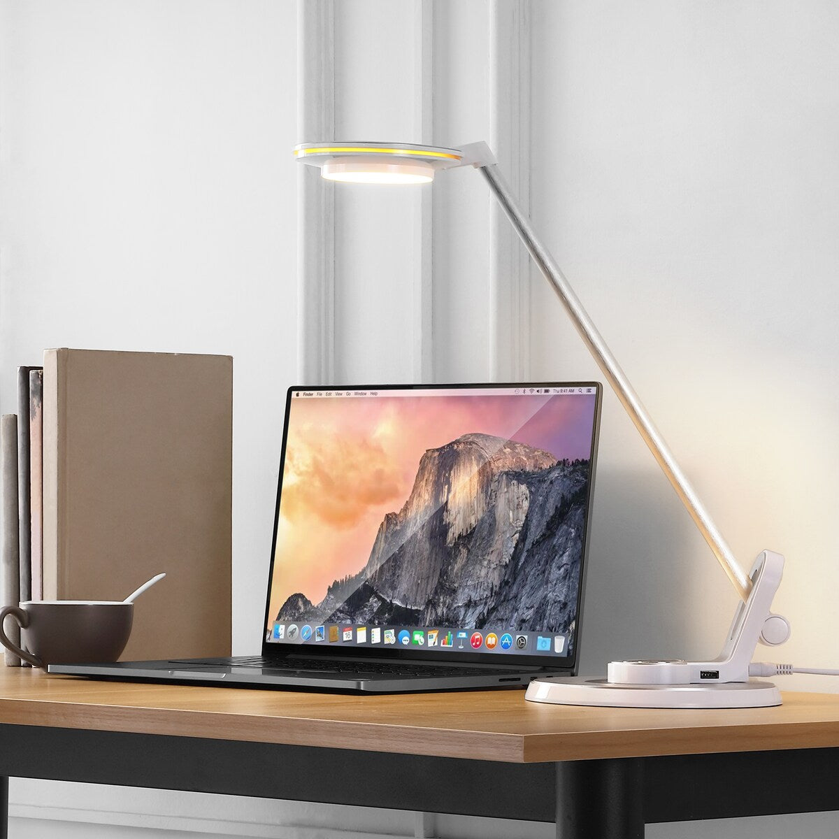 Gaines 18.5 Aluminum Contemporary Minimalist Adjustable Dimmable USB Charging LED Task Lamp, Black by JONATHAN Y