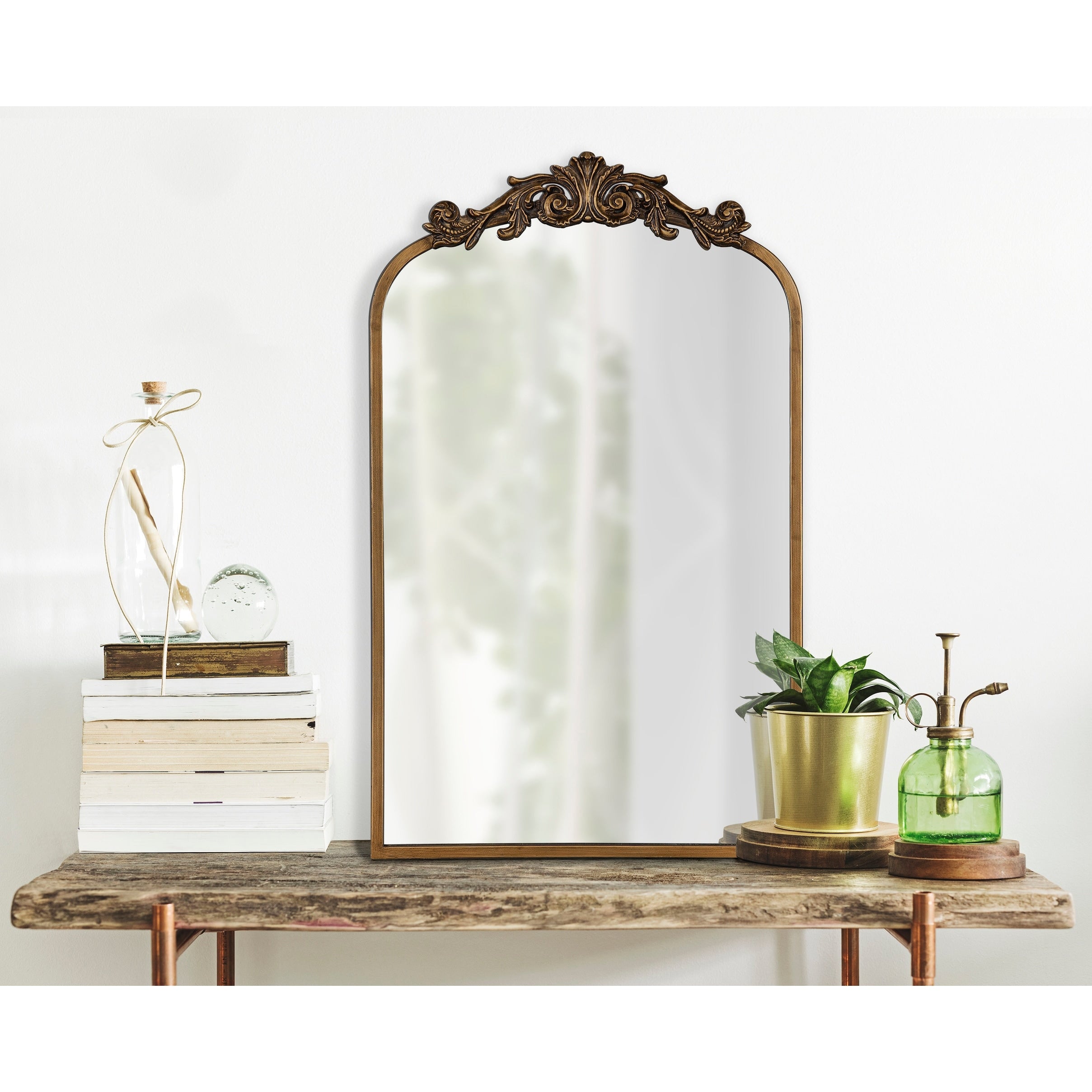 Kate and Laurel Arendahl Traditional Baroque Arch Wall Mirror