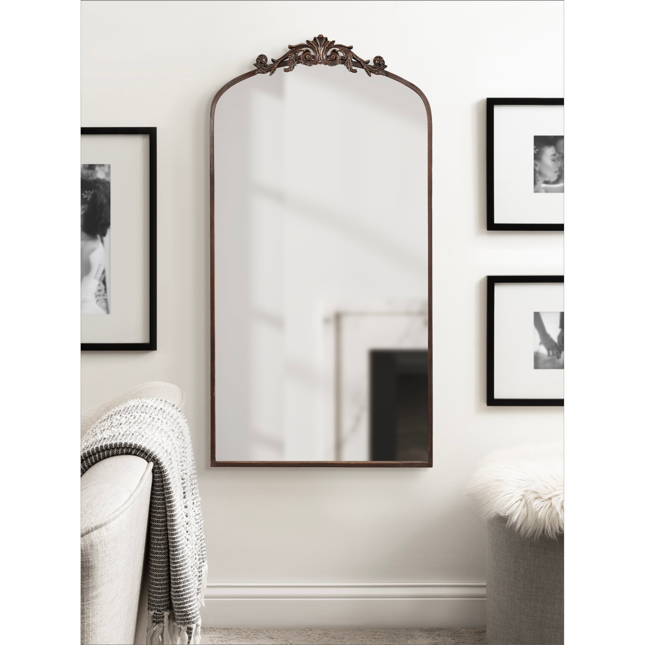 Kate and Laurel Arendahl Traditional Baroque Arch Wall Mirror