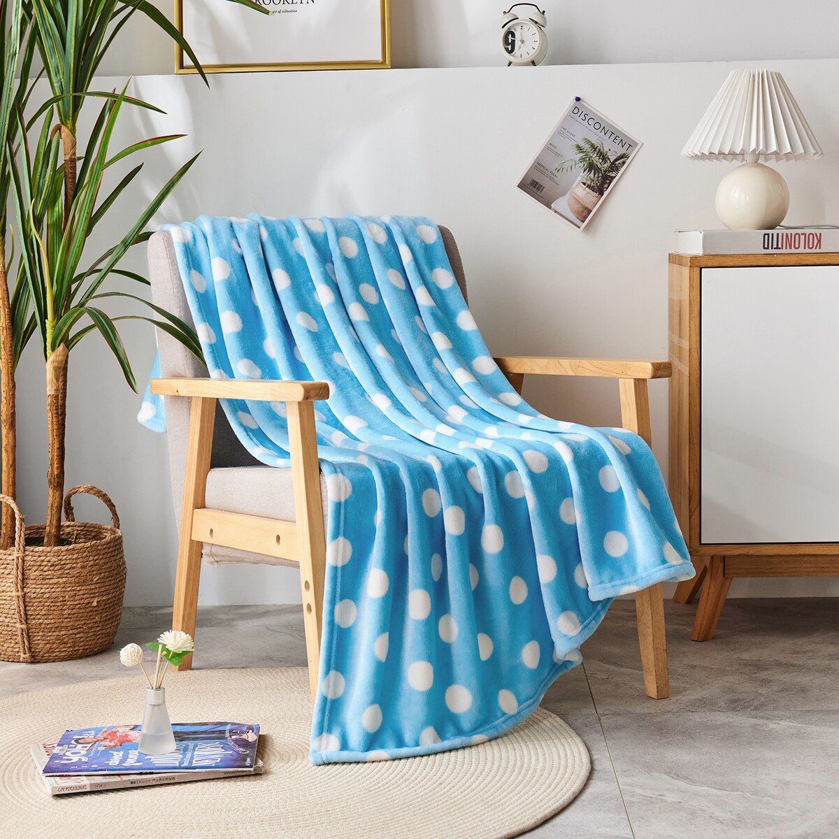 Microplush Fleece Ultra-soft Patterned Velvet Throw Blanket