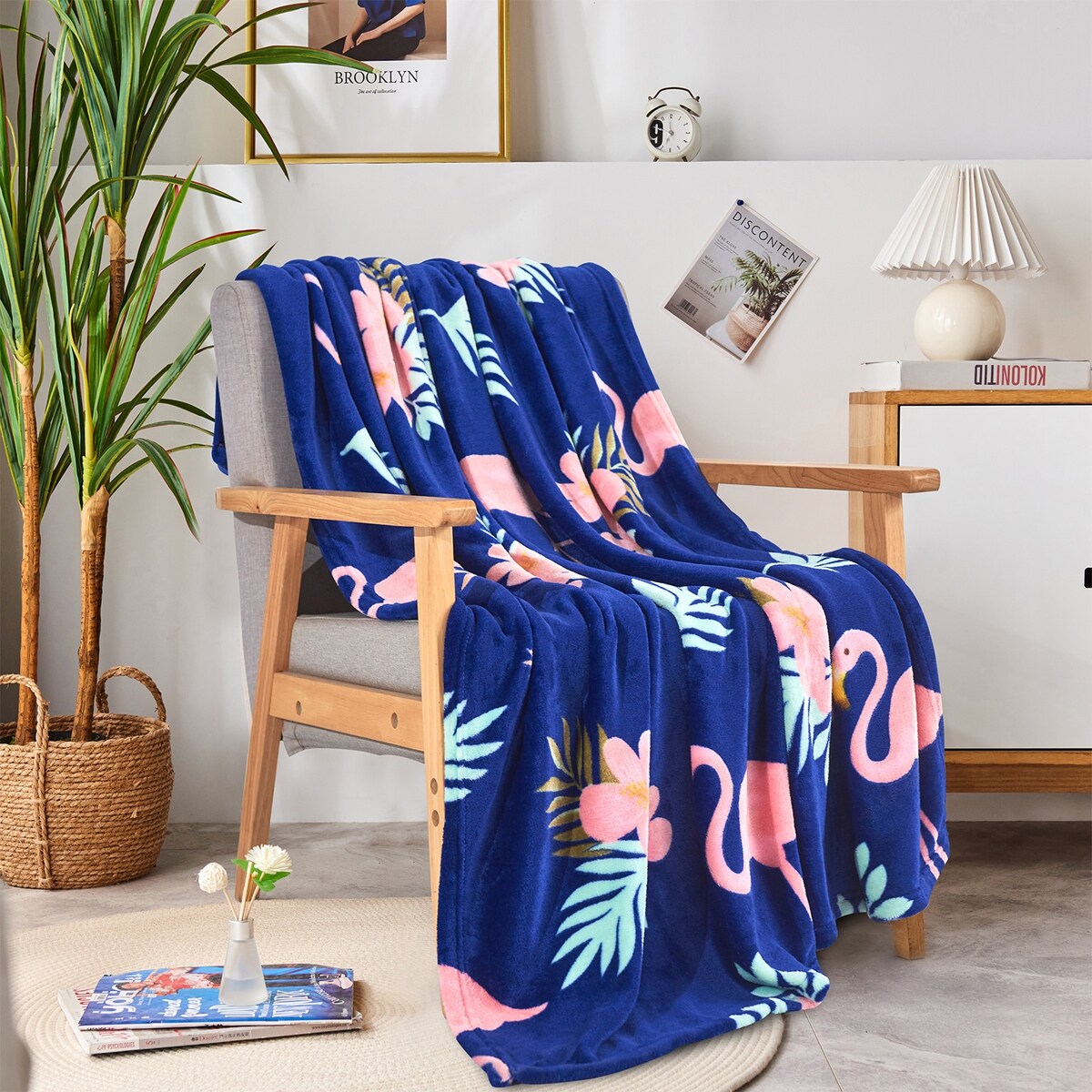 Microplush Fleece Ultra-soft Patterned Velvet Throw Blanket