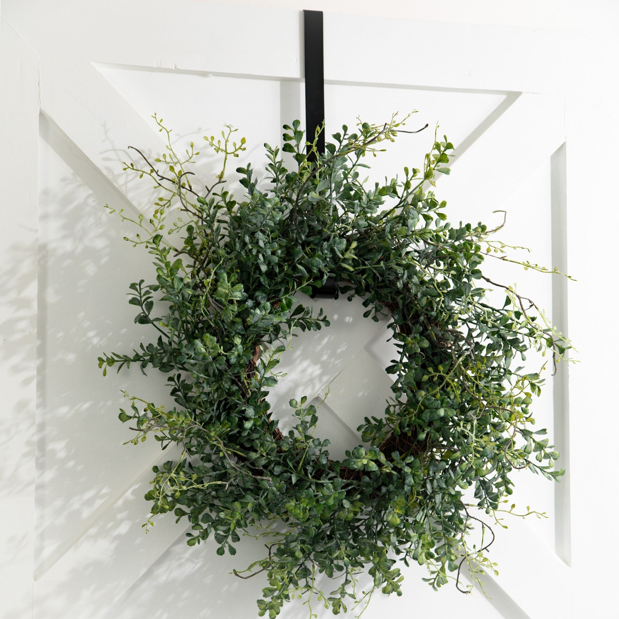 Sullivans 14 Wreath Hanger, Black