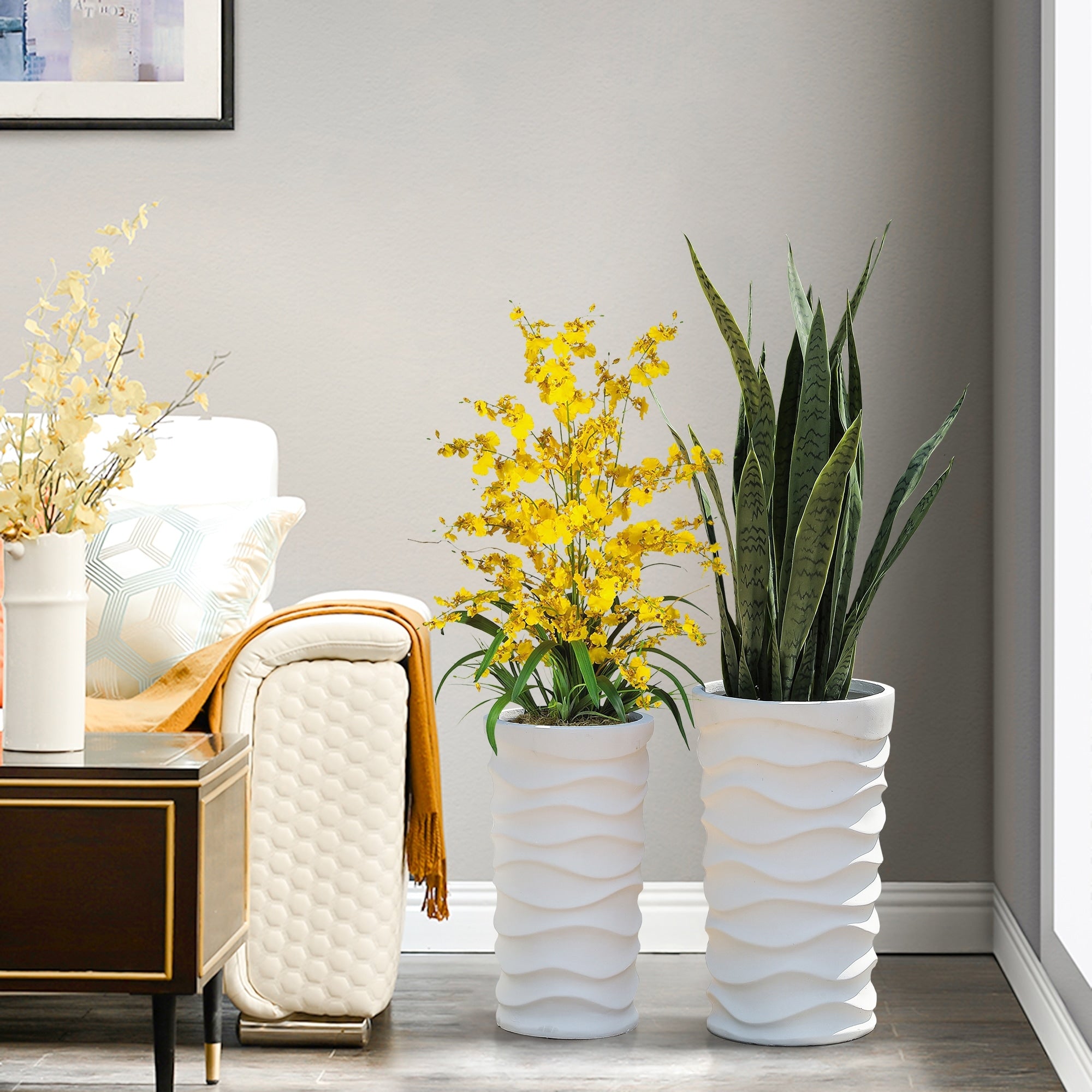 Reyis White Wavy Modern 2-piece Handmade Planter Set by Havenside Home