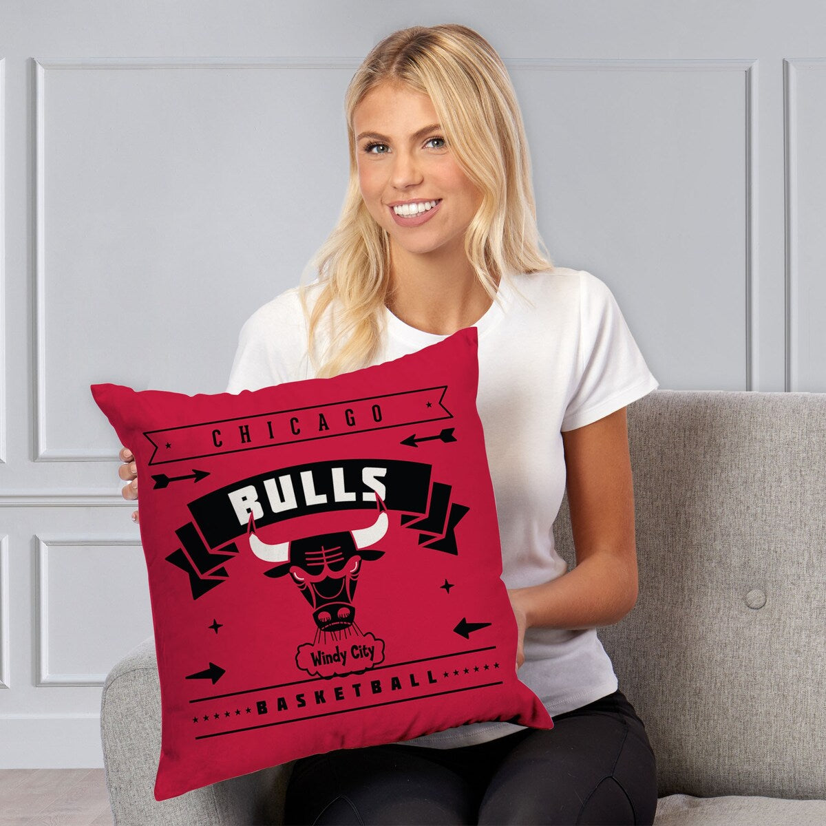 NBA Chicago Bulls Hardwood Classic 18 Inch Throw Pillow