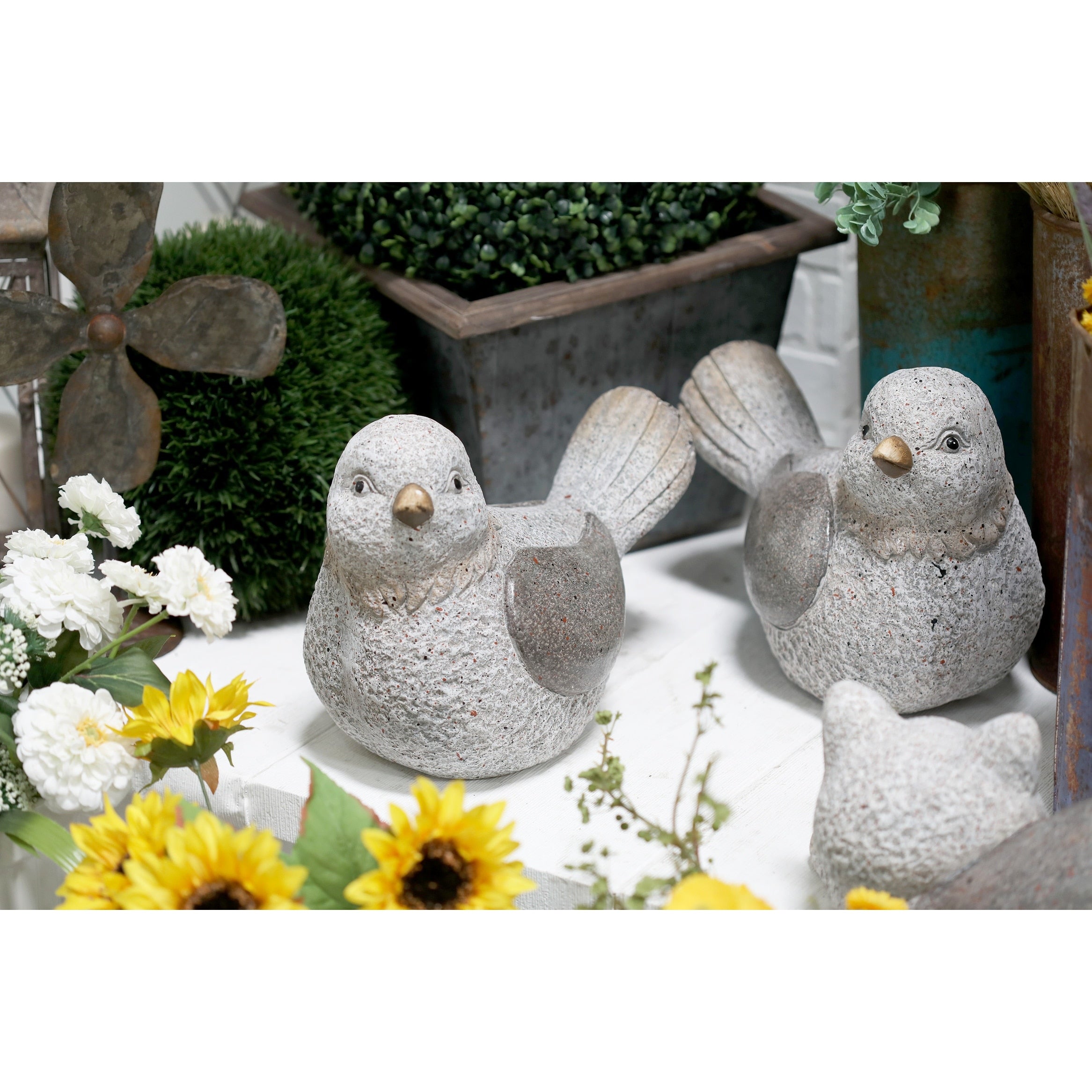 Grey Polystone Country Garden Sculpture Birds (Set of 2) - 13 x 10 x 7