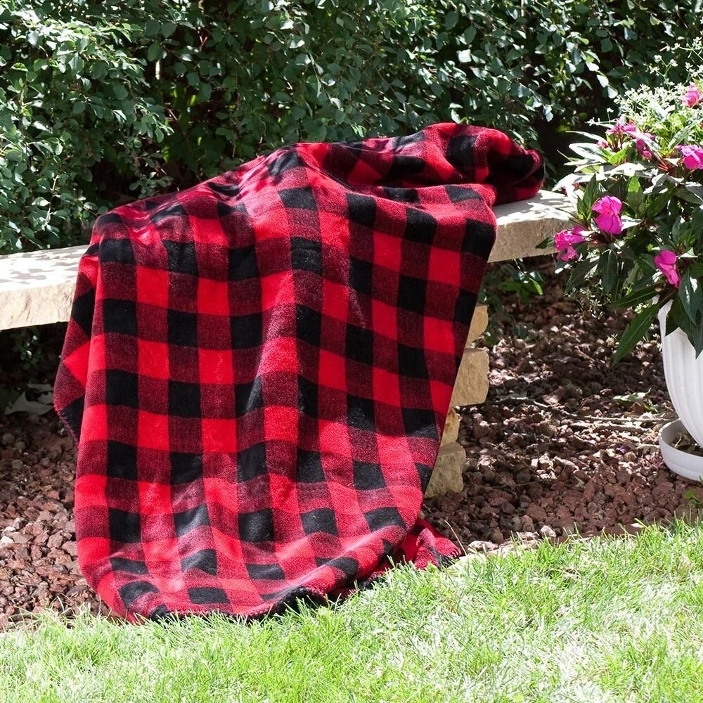 Denali Large Bunk House Plaid/Black Microplush Blanket