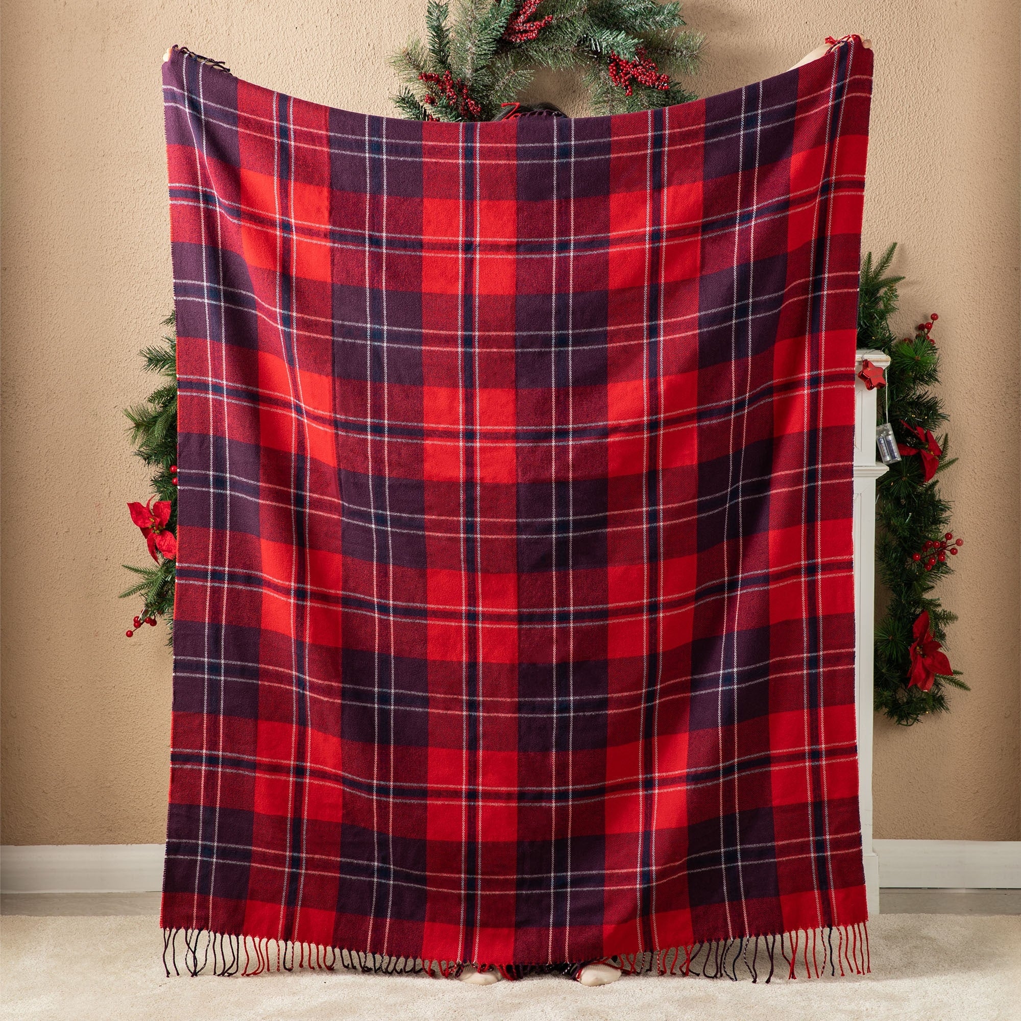 Glitzhome 50 x 60 Plaid Woven Acrylic 400g Christmas Blanket