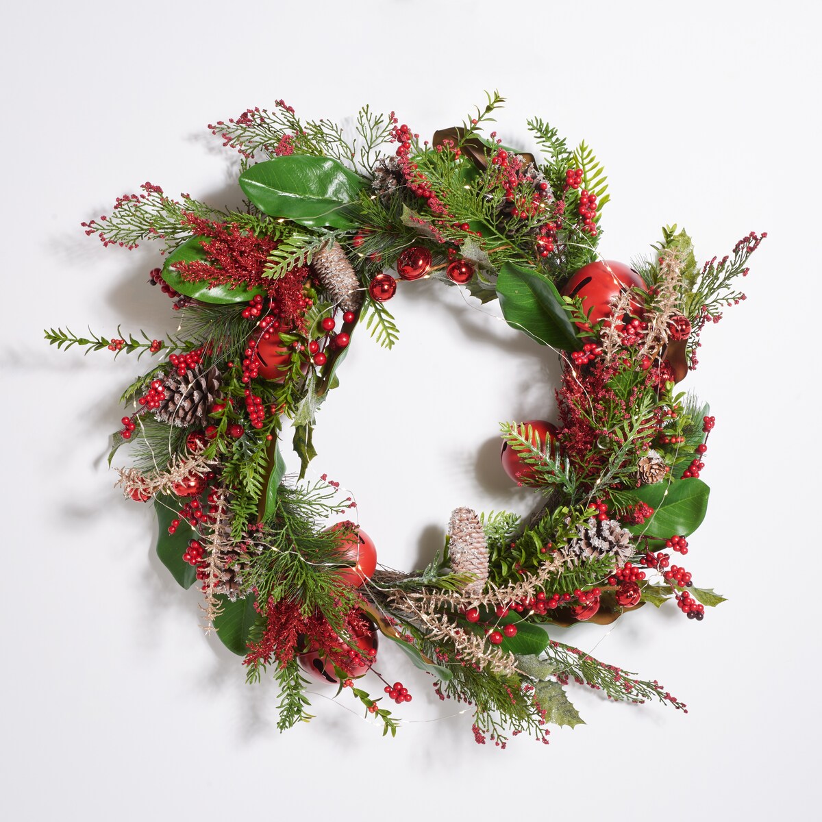 SAFAVIEH Joni Faux 30 Inch Myrtle Led Wreath with Red Bells - Green/Red - 30 W x 30 D x 9 H - 30Wx30Dx9H