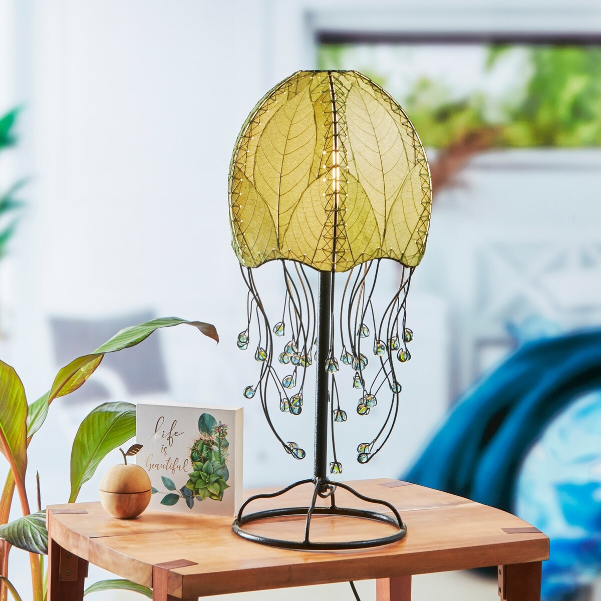 Handmade Artistic Jellyfish Table Lamp - 10 x 10 x 24