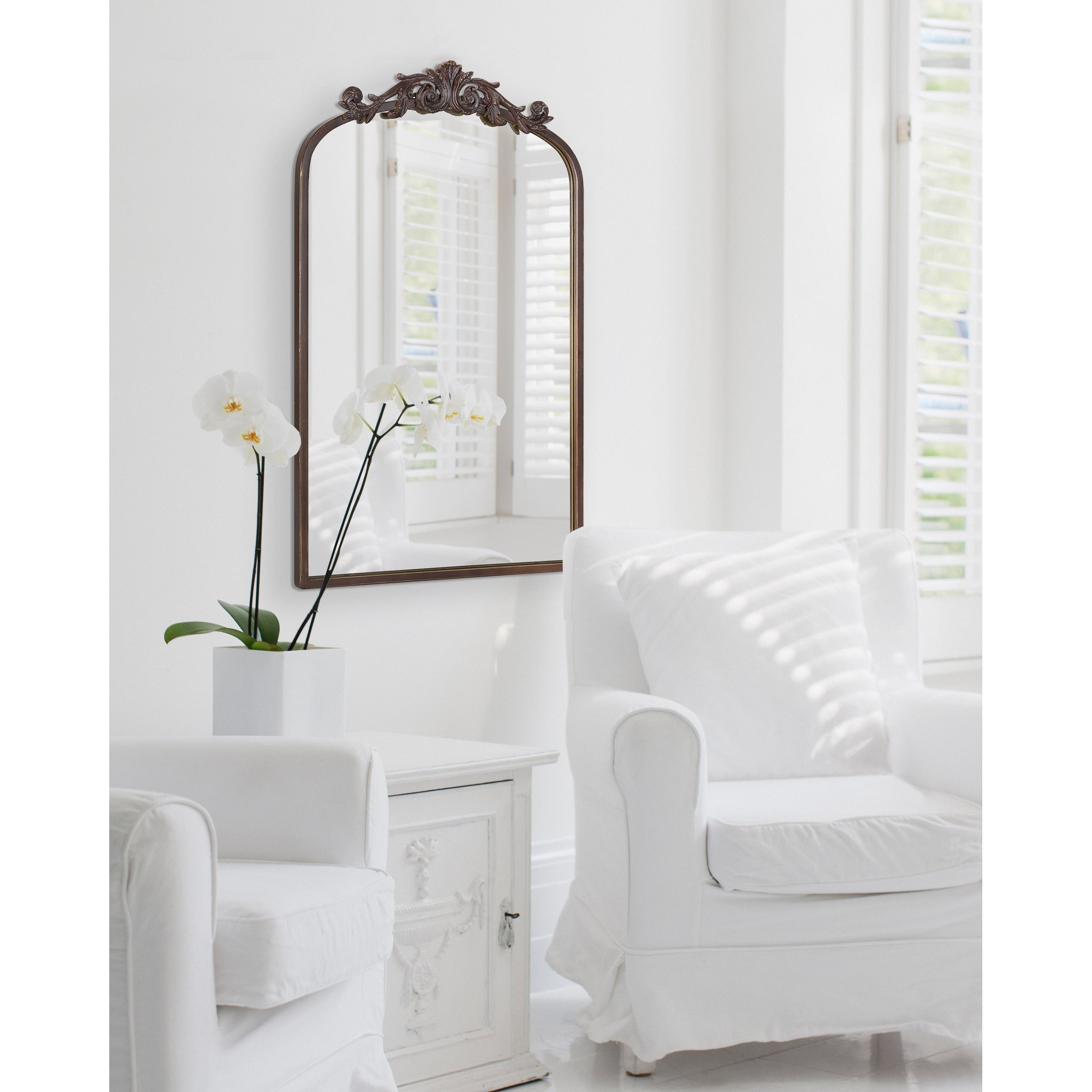 Kate and Laurel Arendahl Traditional Baroque Arch Wall Mirror