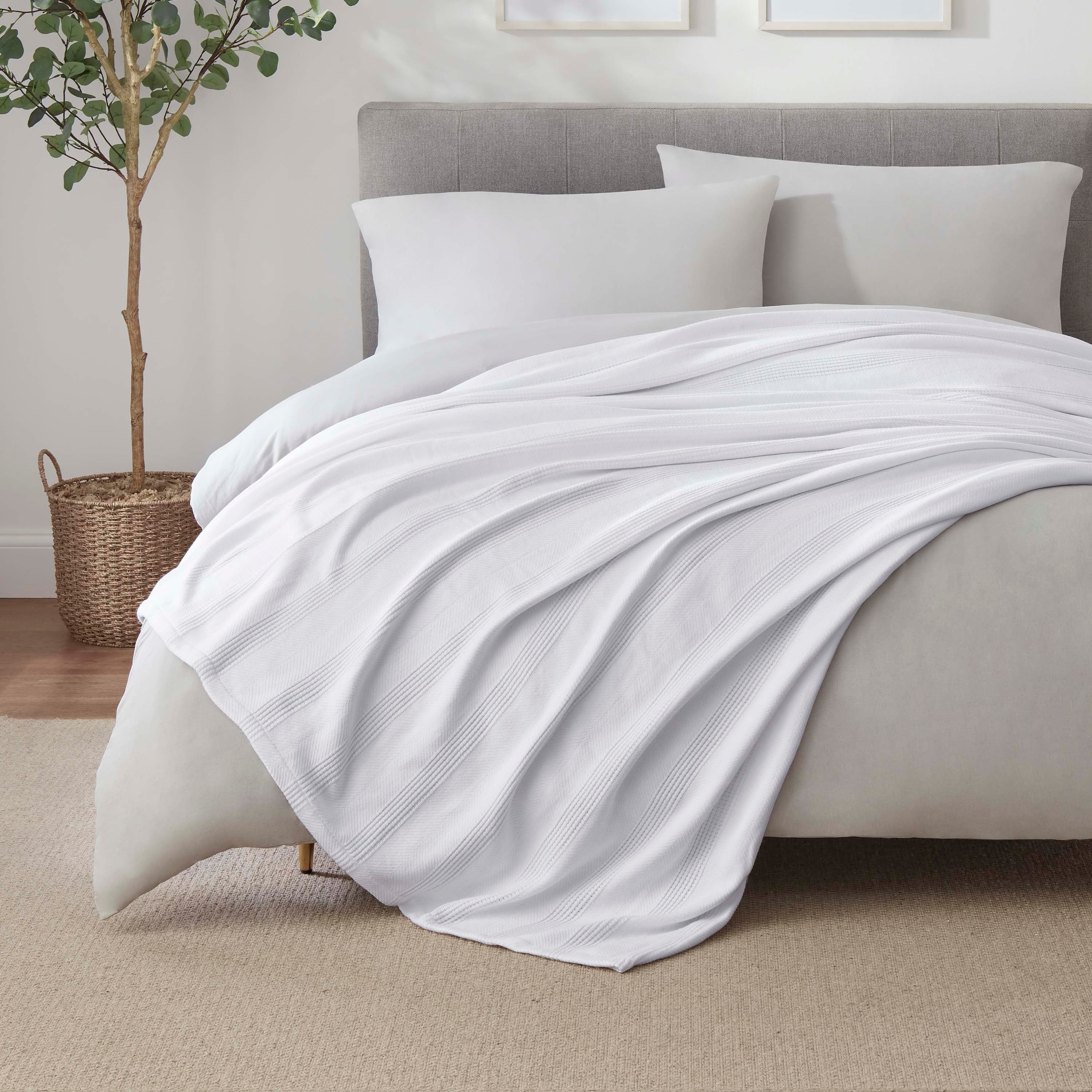 Vellux Cotton - Soft Lightweight Breathable All Season Blanket