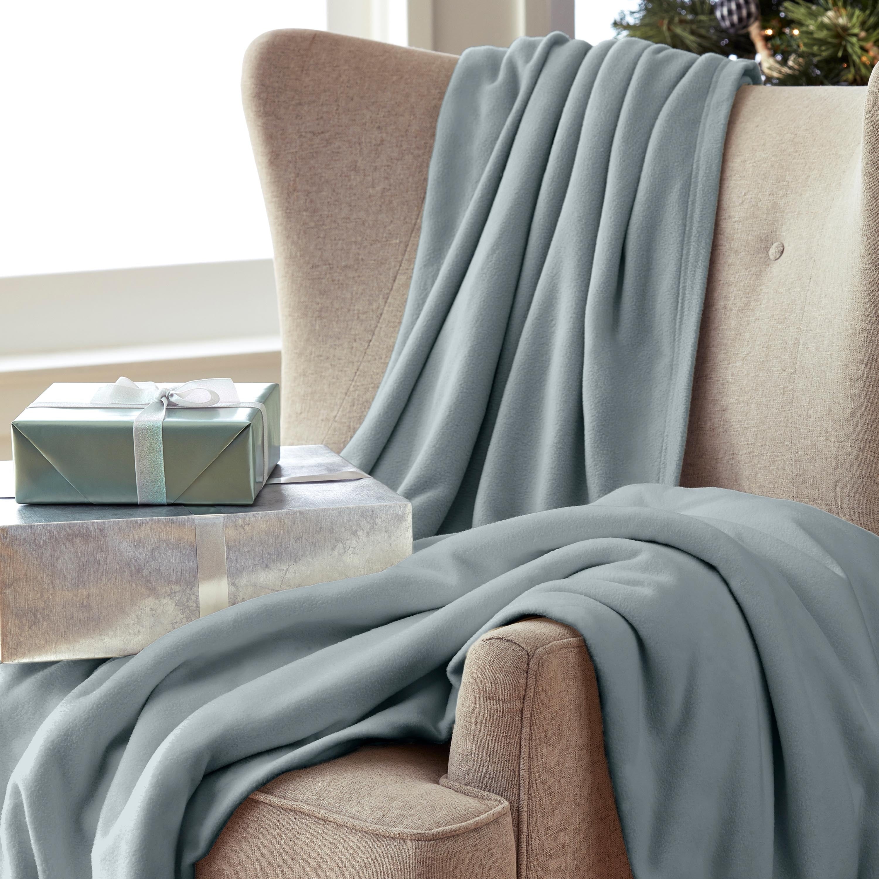 Martex Super Soft Fleece - Comfy Lightweight All Season Blanket