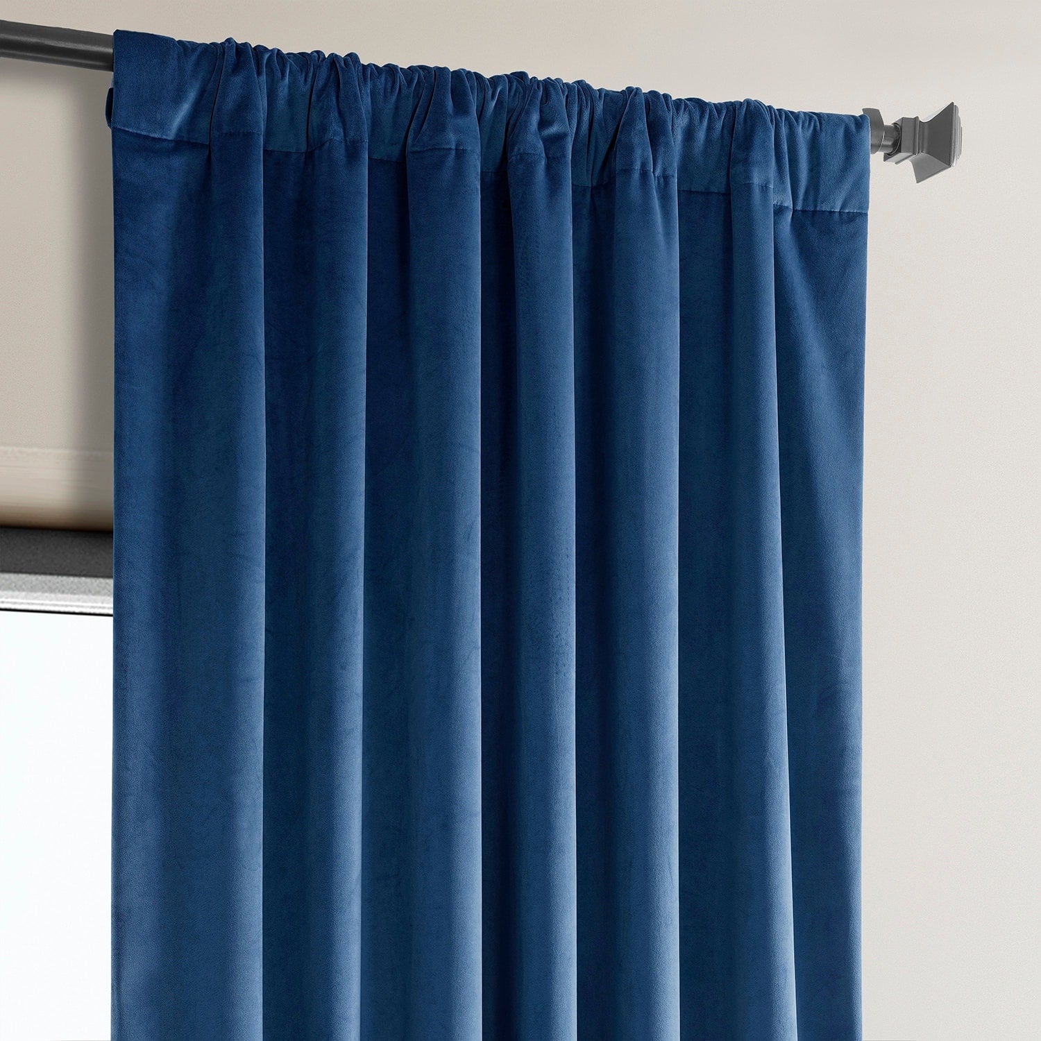 Exclusive Fabrics Plush Velvet Room Darkening Curtain (1 Panel)