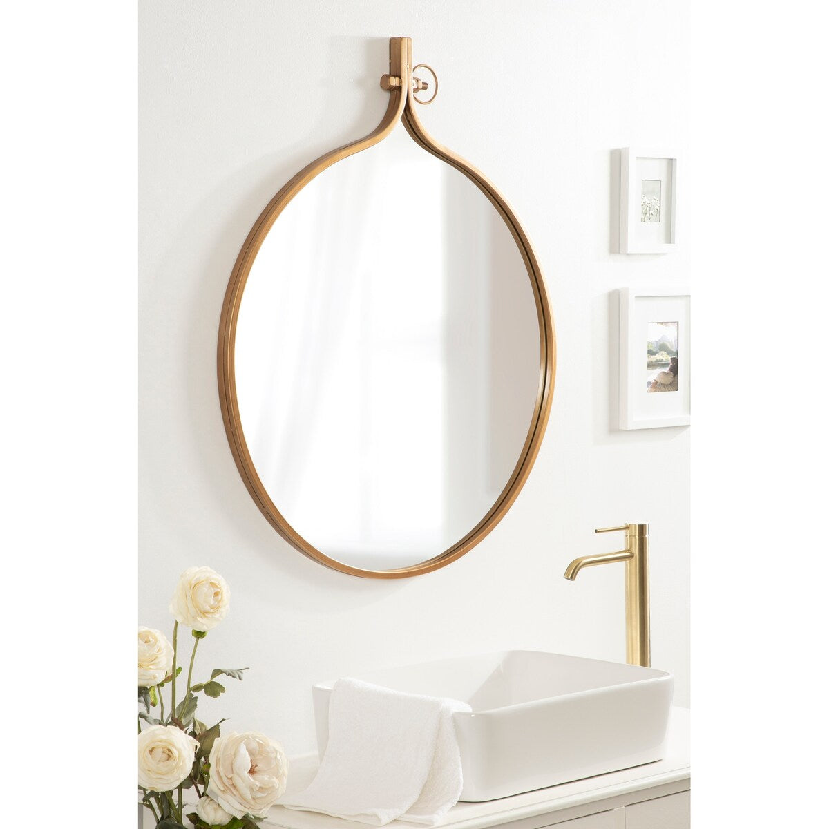 Kate and Laurel Yitro Round Wall Mirror