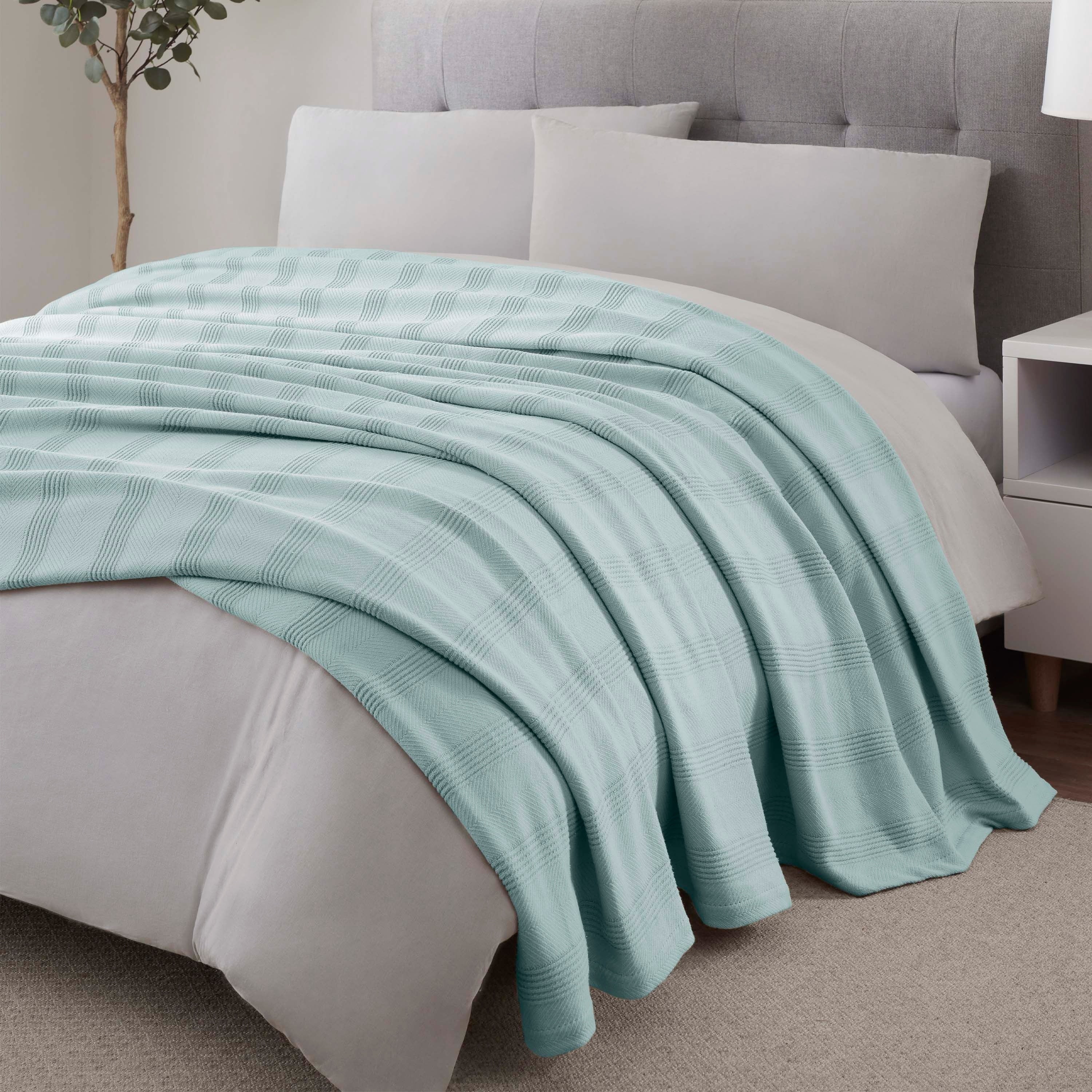 Vellux Cotton - Soft Lightweight Breathable All Season Blanket