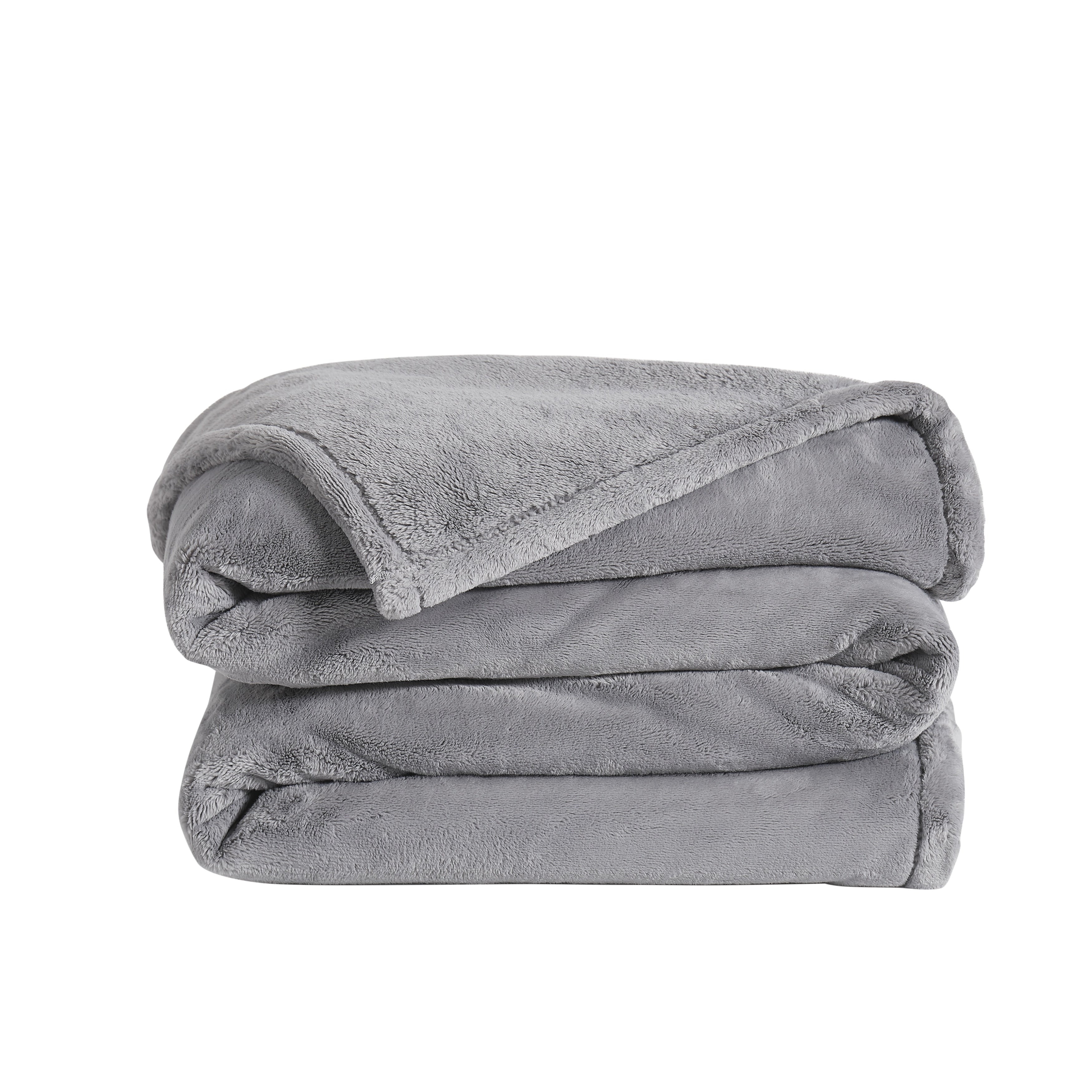 Royal Velvet Lavish Plush Solid Blanket