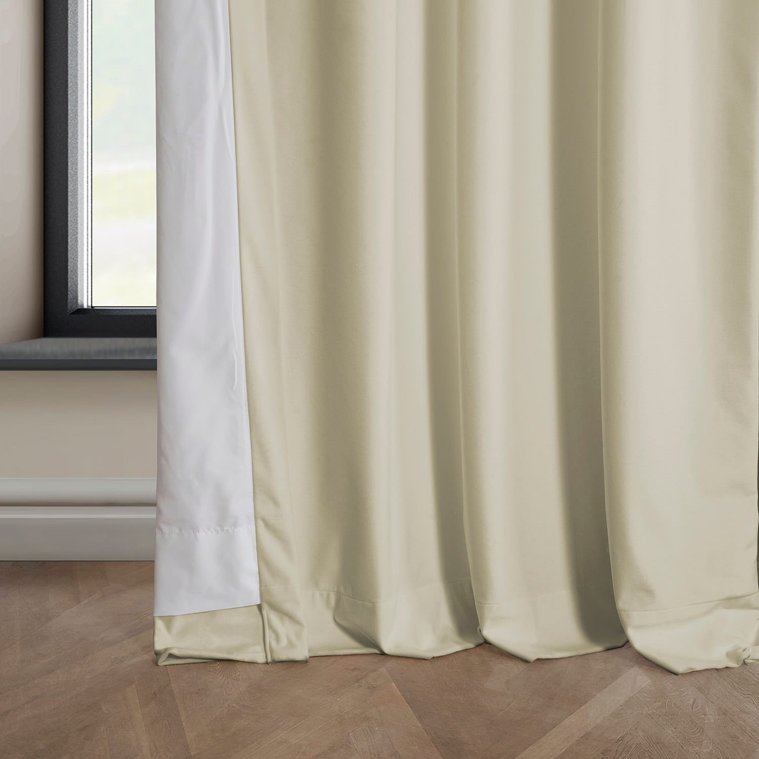 Exclusive Fabrics Plush Velvet Room Darkening Curtain (1 Panel)