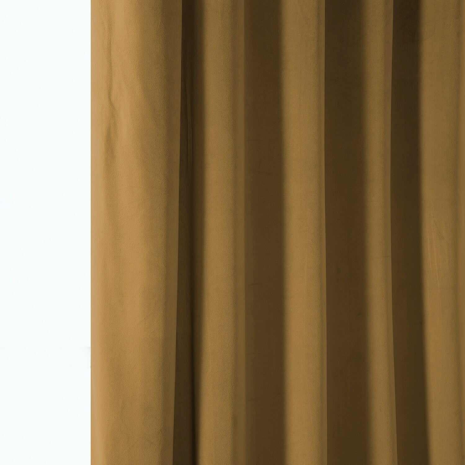 Exclusive Fabrics Plush Velvet Room Darkening Curtain (1 Panel)