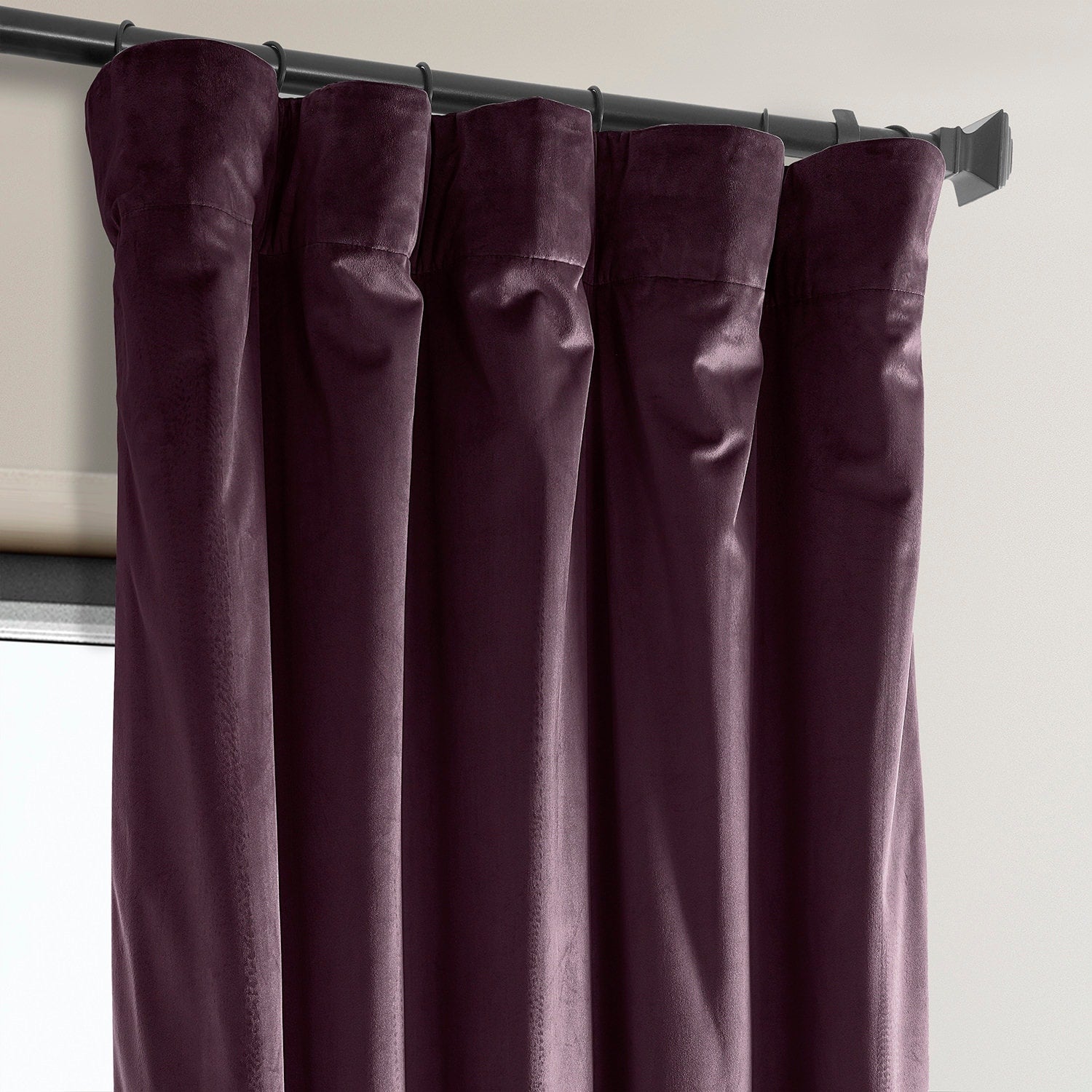 Exclusive Fabrics Plush Velvet Room Darkening Curtain (1 Panel)