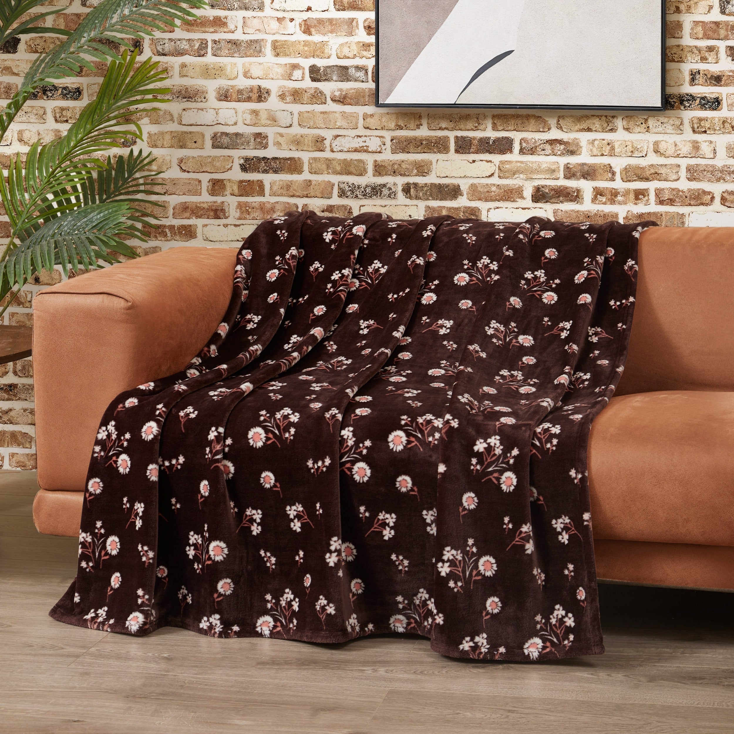 Lucky Brand Daisy Throws Plush 50 x 70 Throw Blanket