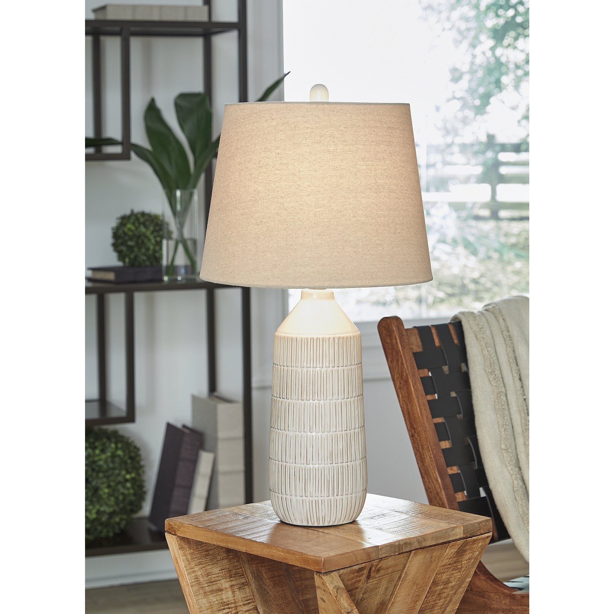 Signature Design by Ashley Willport Off White Table Lamp (Set of 2) - 14W x 14D x 27H