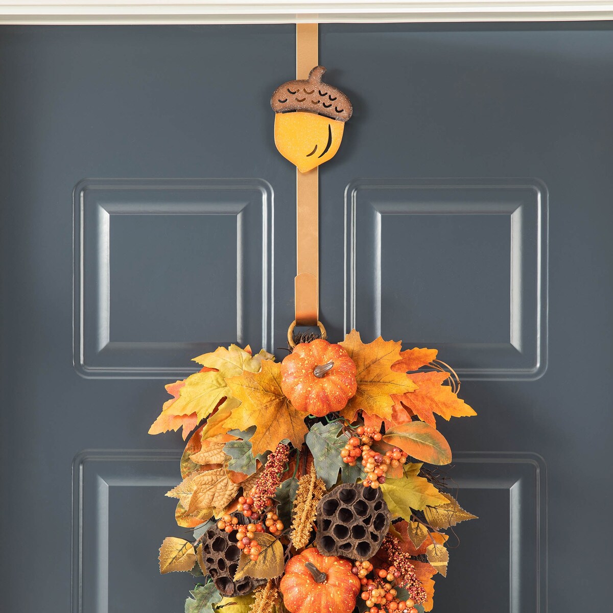 Glitzhome Set of 3 Fall Metal Glitter Acorn Leaf Pumpkin Wreath Hangers for Thanksgiving