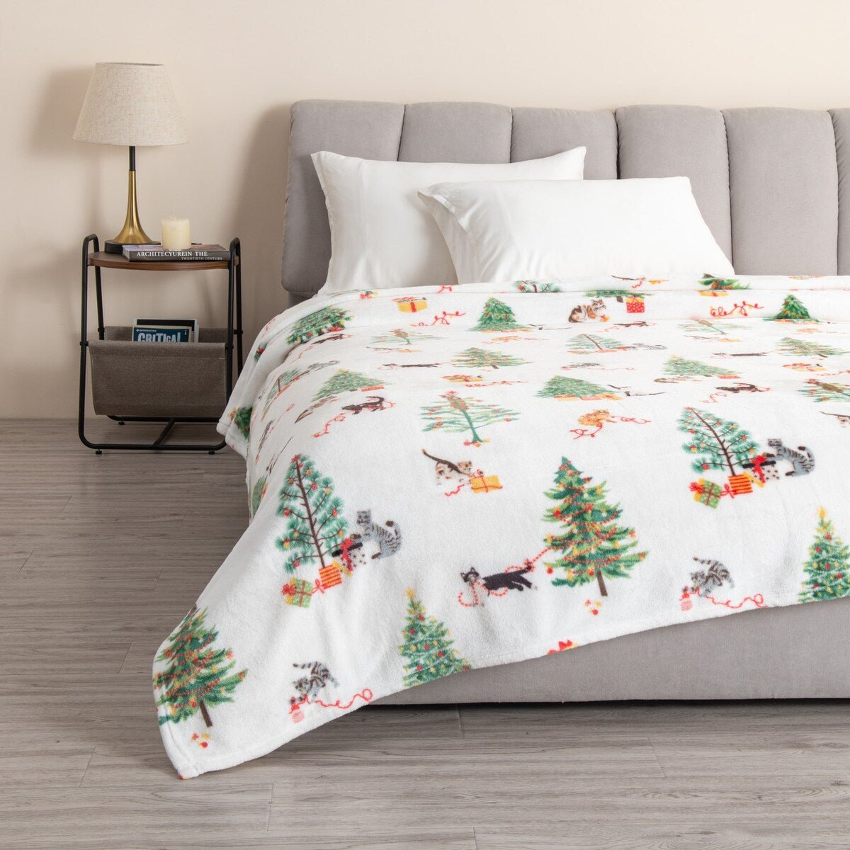 Luxurious Velvet Plush Fleece Holiday Printed Bed Blanket