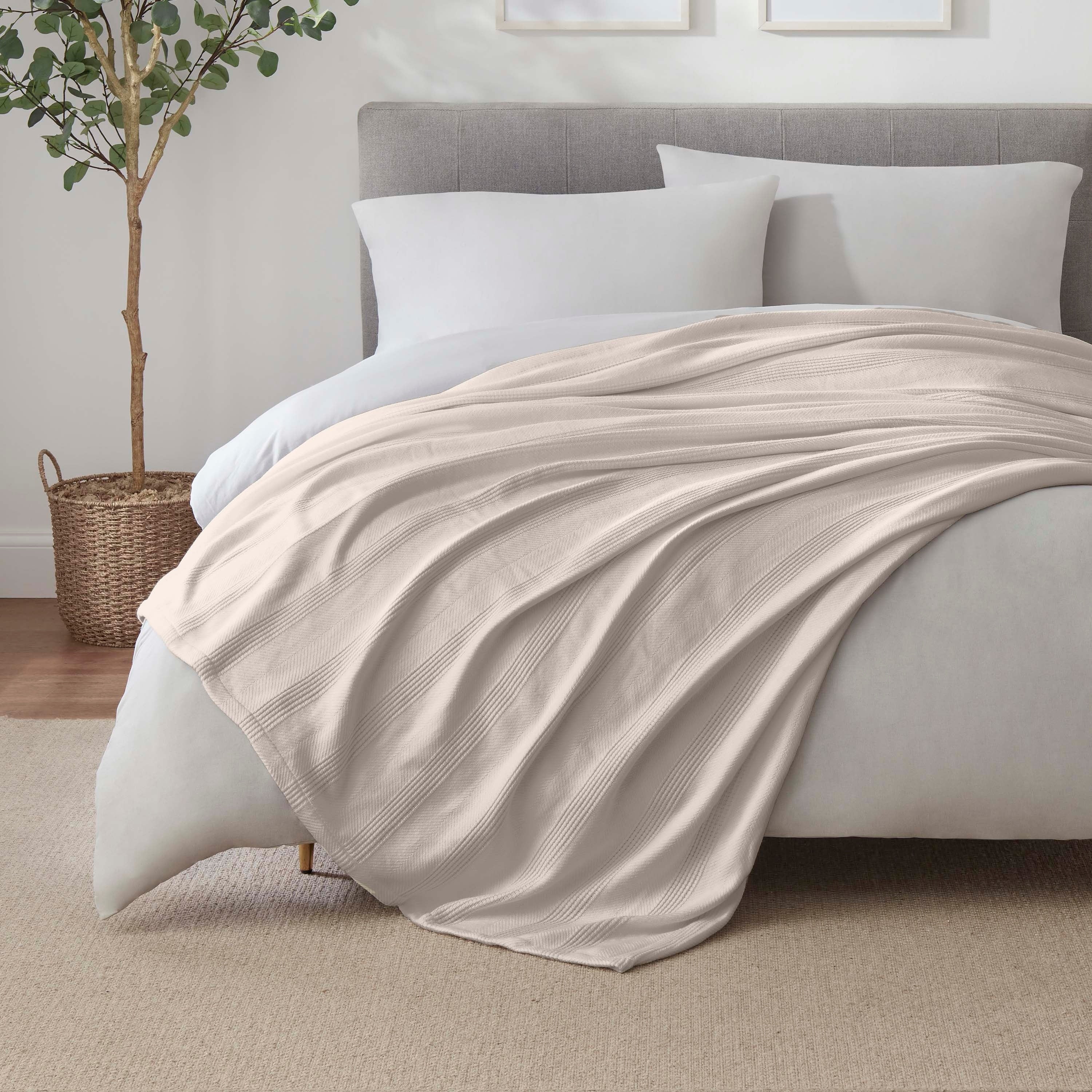 Vellux Cotton - Soft Lightweight Breathable All Season Blanket