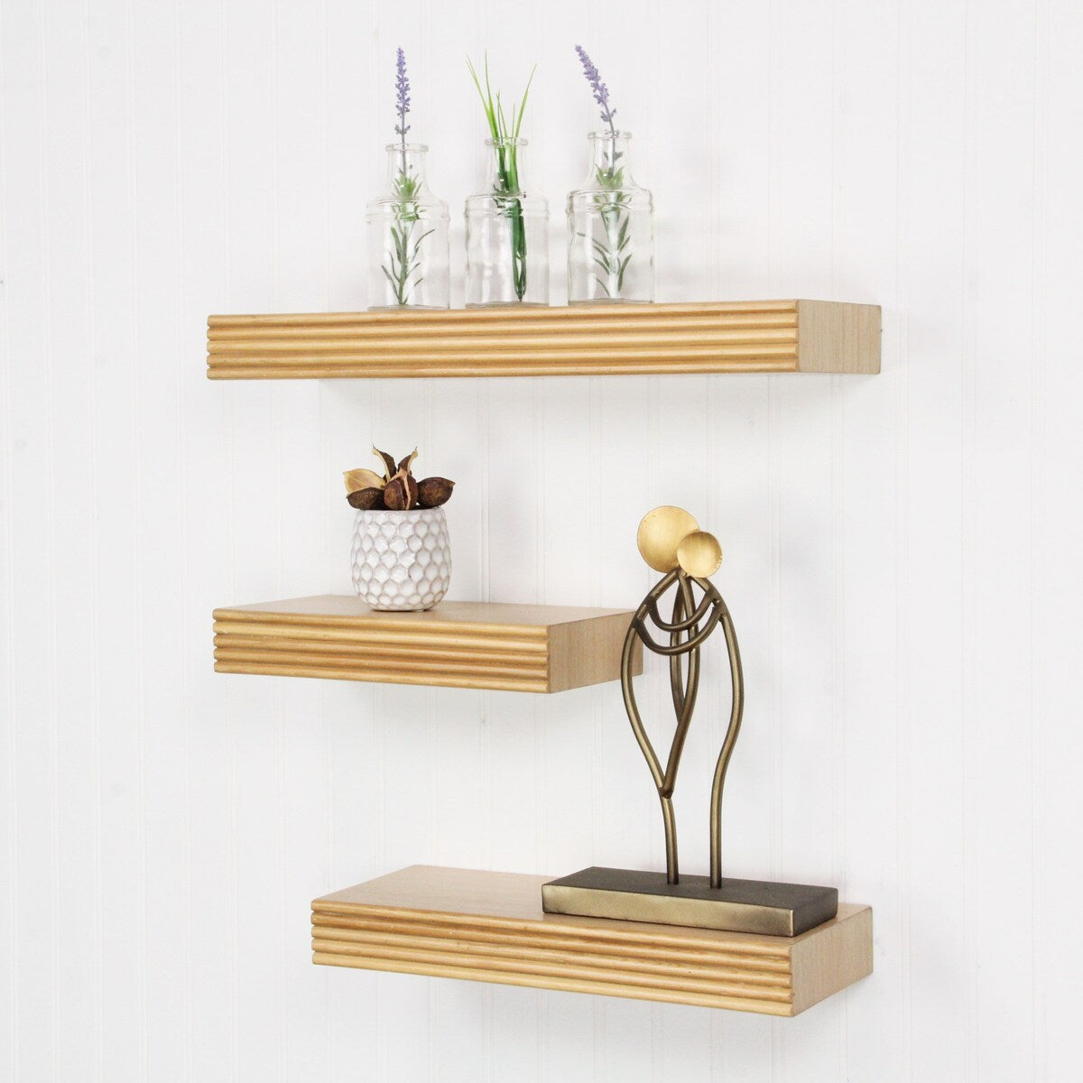 Corrabel Ridged Floating Accent Shelves (Set of 3)