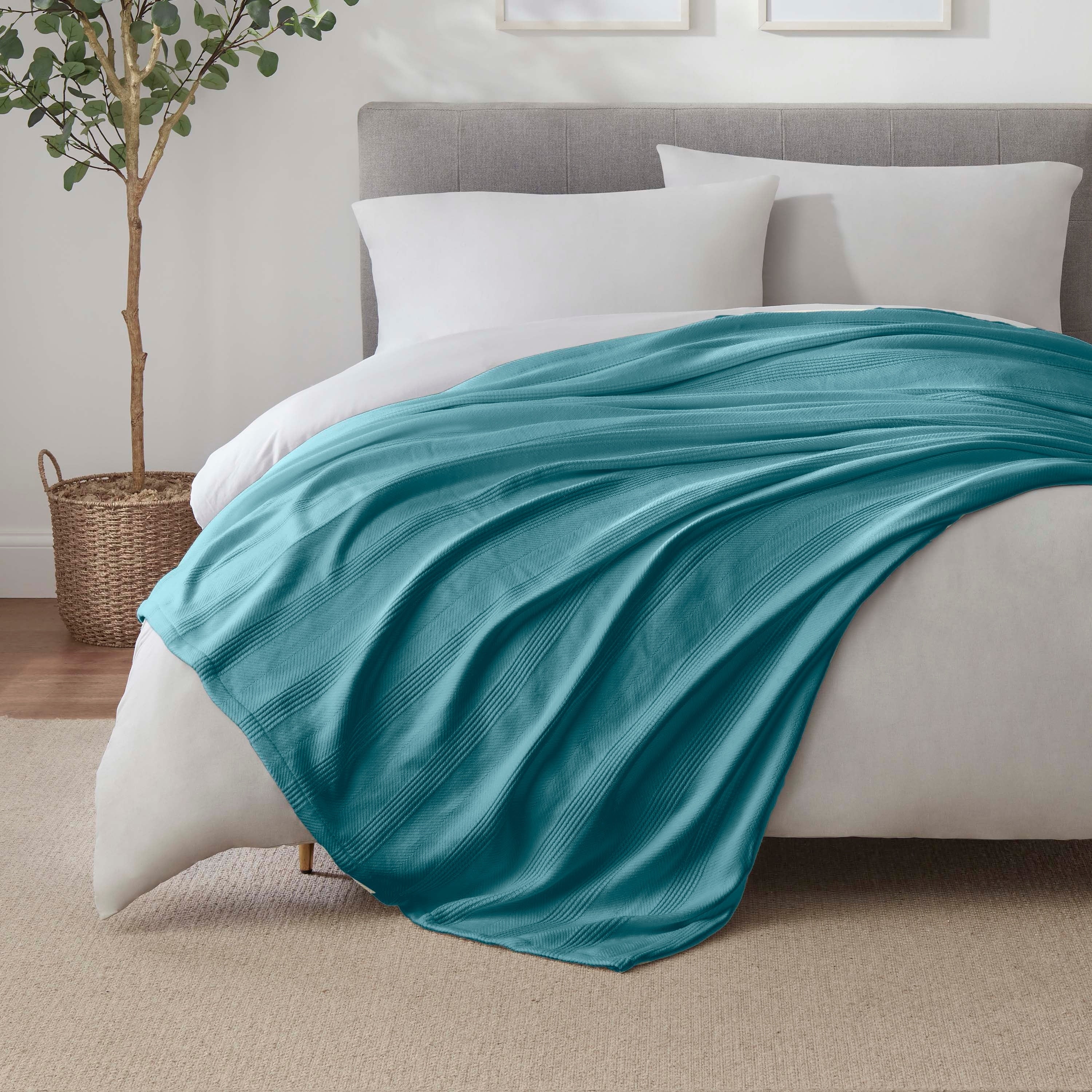 Vellux Cotton - Soft Lightweight Breathable All Season Blanket