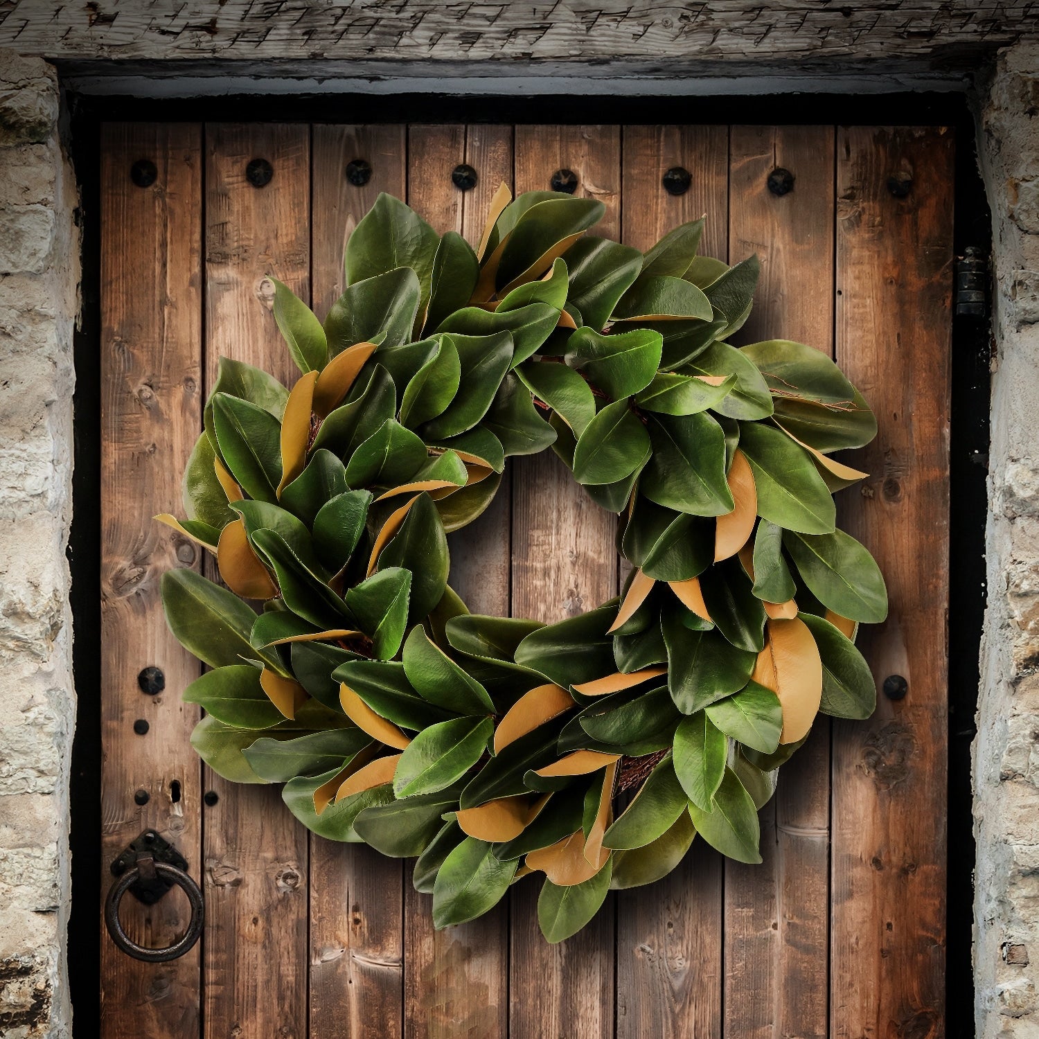 Natural Touch Magnolia Leaf Wreath 27