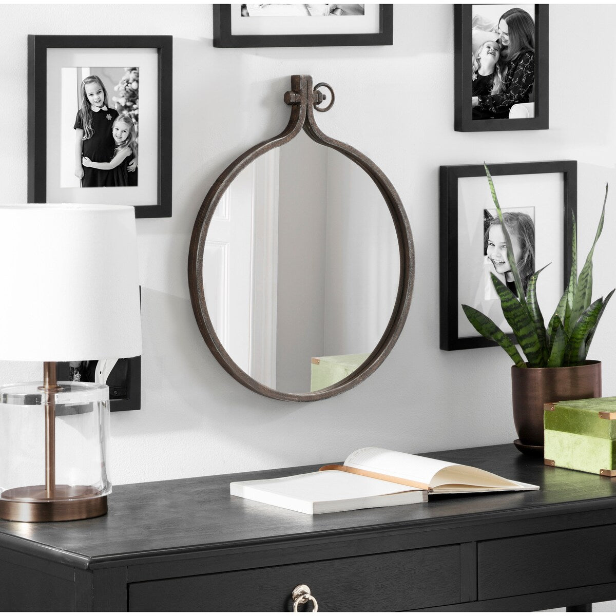 Kate and Laurel Yitro Round Wall Mirror