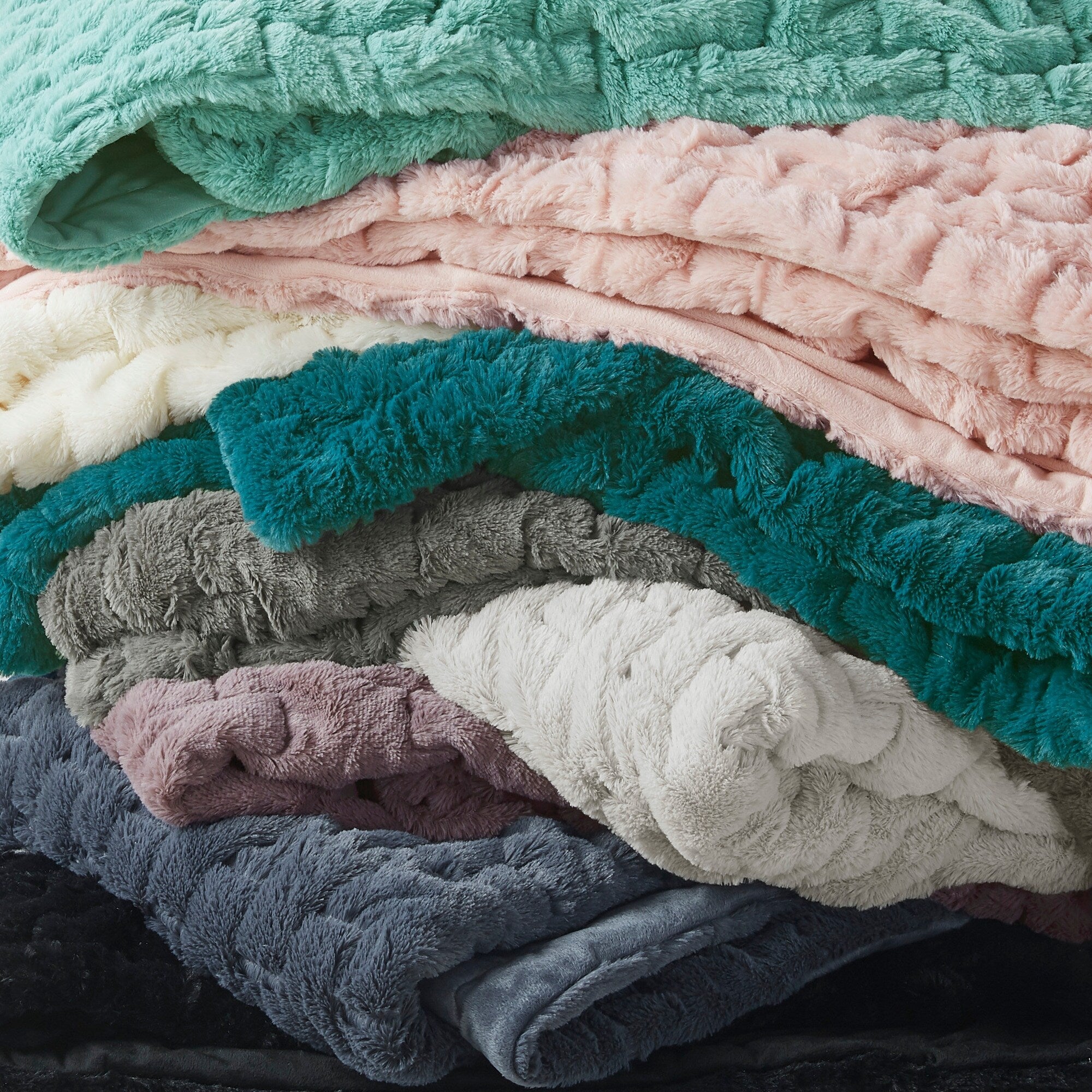 Madison Park Ruched Fur Throw