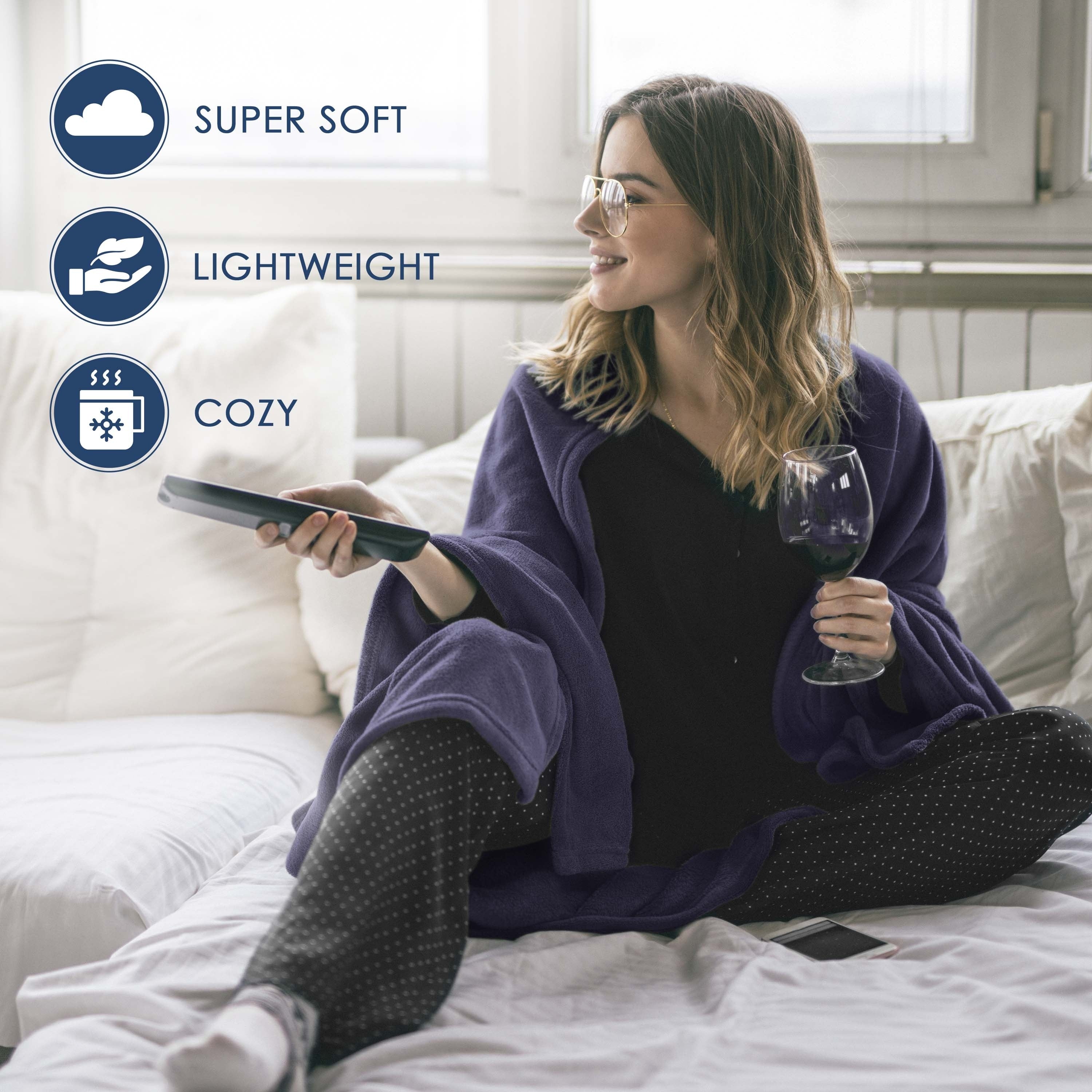 Martex Super Soft Fleece - Comfy Lightweight All Season Blanket