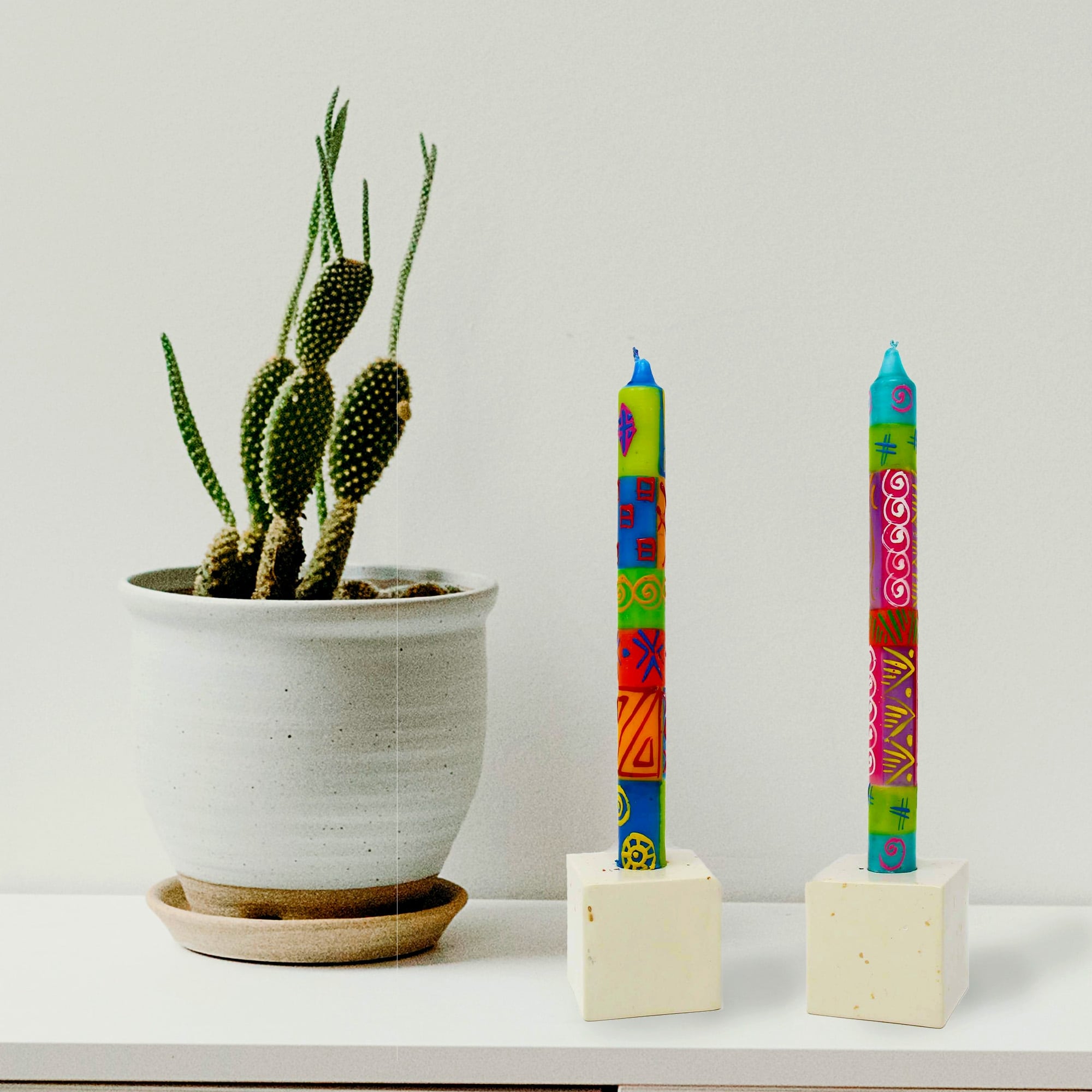 Handmade Taper Candles with Shahida Design (Set of 3) (South Africa)