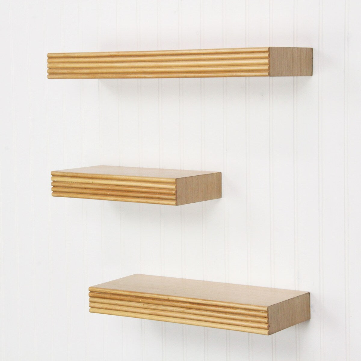 Corrabel Ridged Floating Accent Shelves (Set of 3)