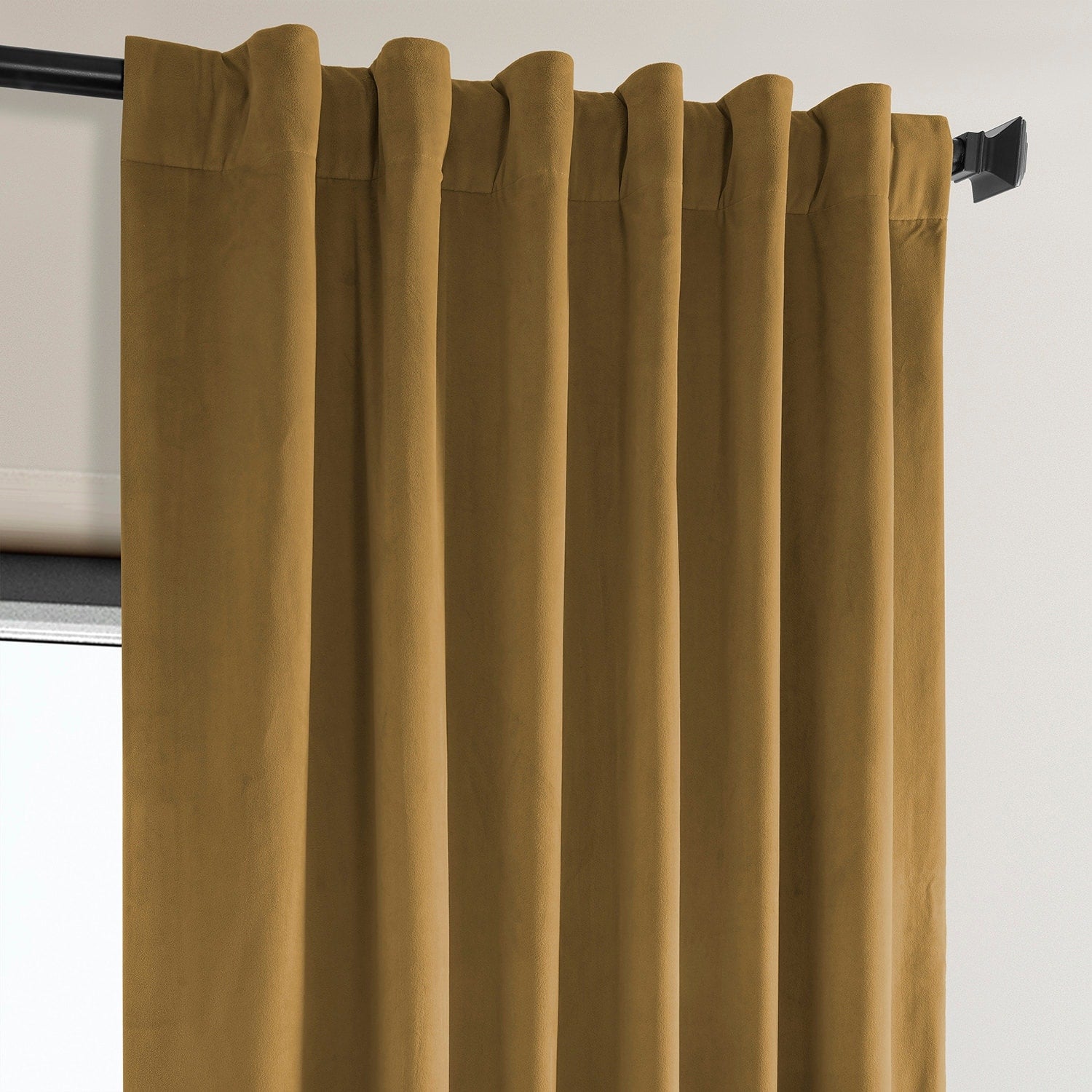 Exclusive Fabrics Plush Velvet Room Darkening Curtain (1 Panel)