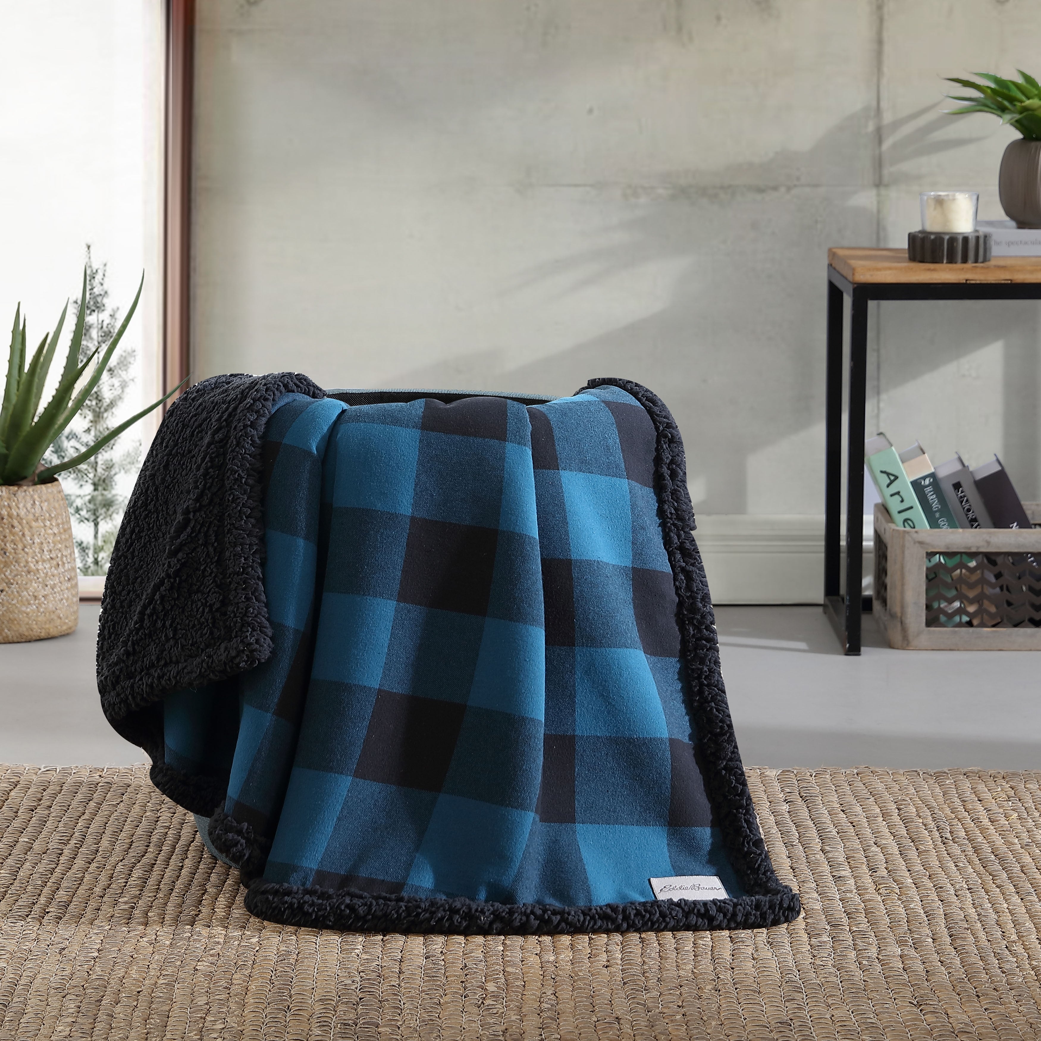 Eddie Bauer Cotton Flannel/Shearling Reverse Throw Blanket