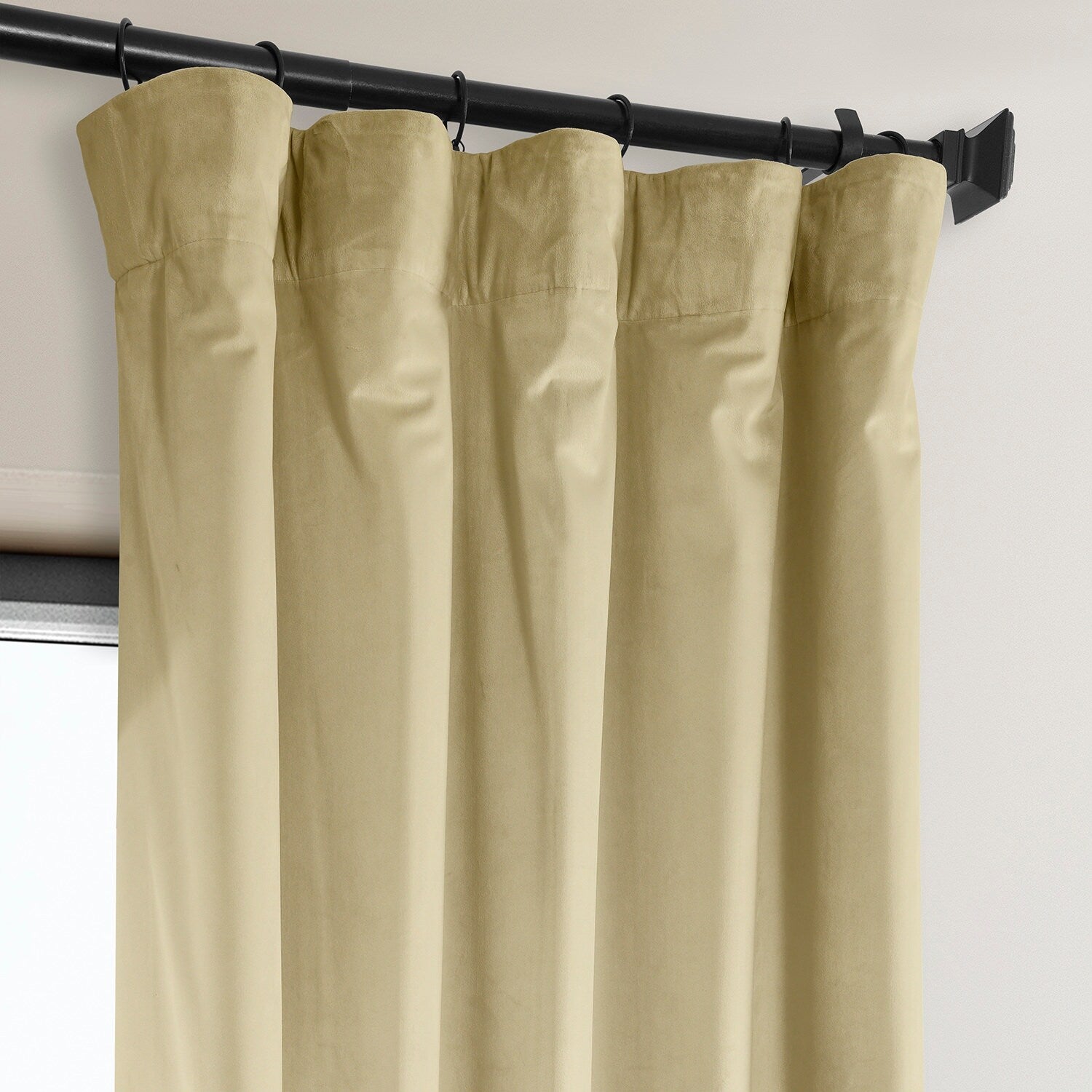 Exclusive Fabrics Plush Velvet Room Darkening Curtain (1 Panel)