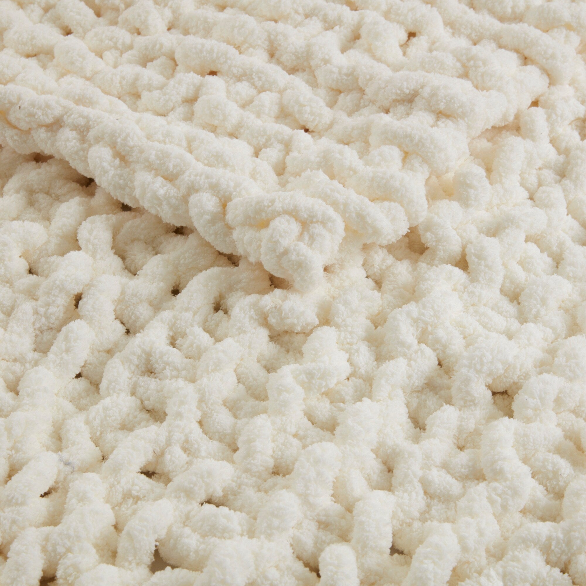 Madison Park Chenille Chunky Knit Throw 50x60