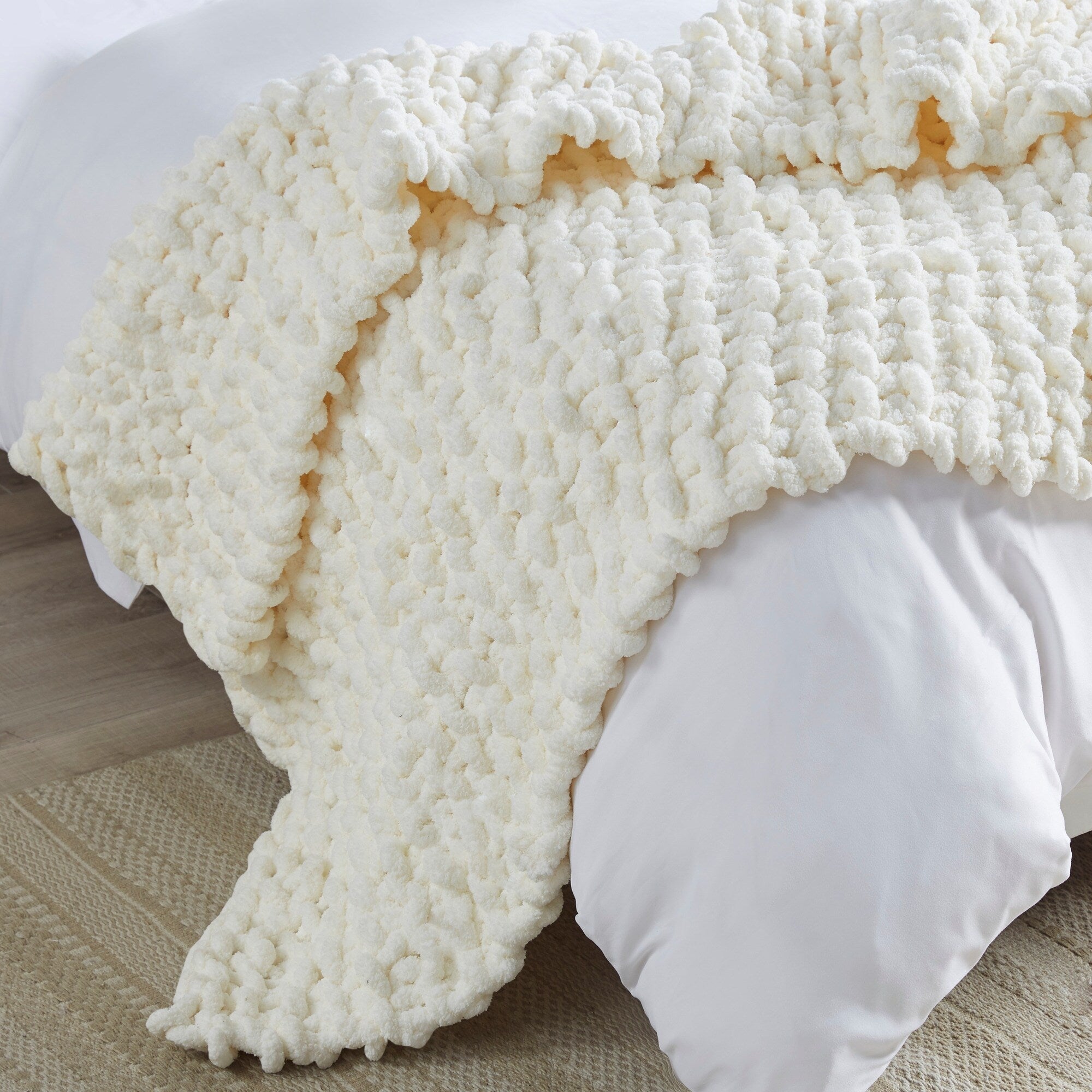 Madison Park Chenille Chunky Knit Throw 50x60