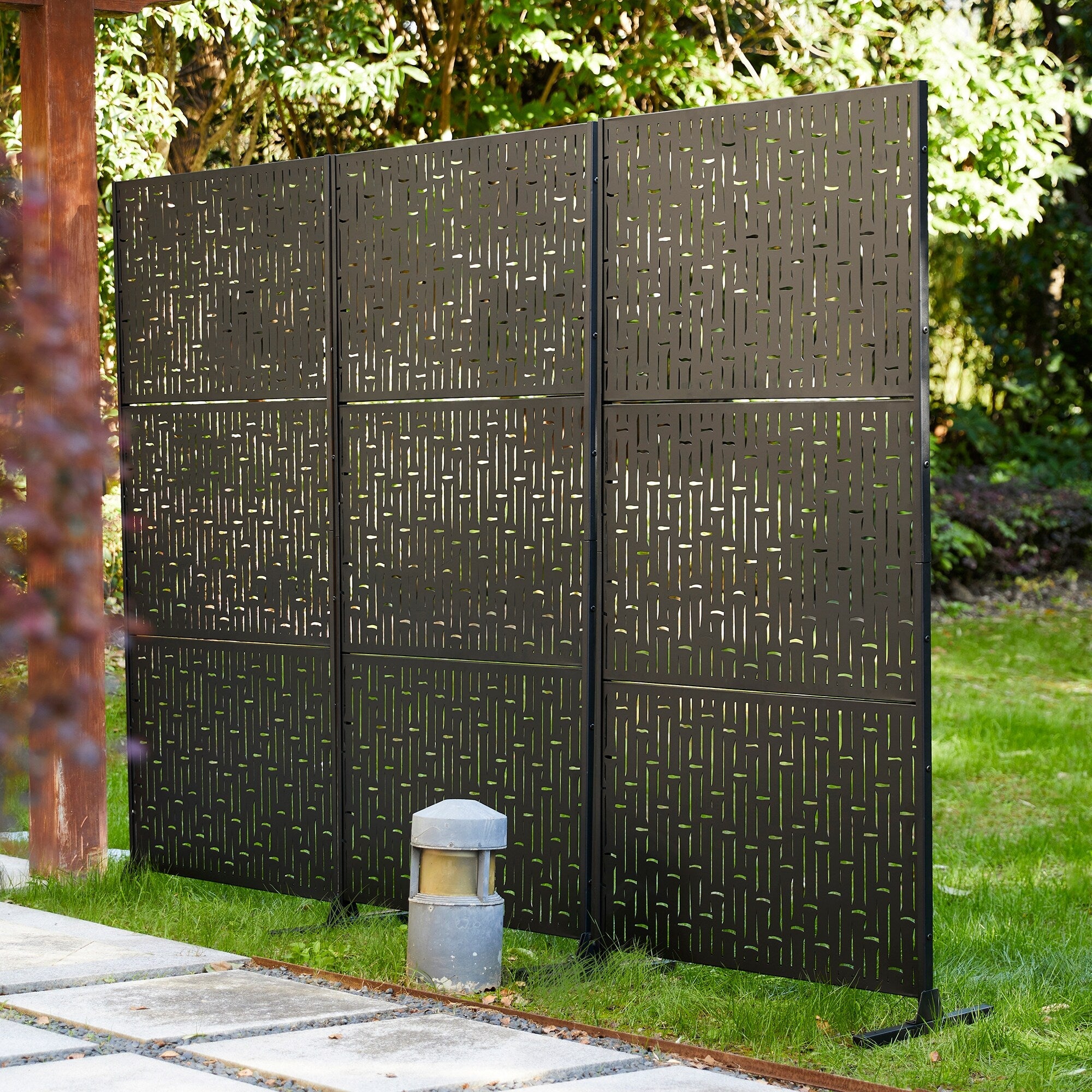 Glitzhome 6ft Galvanized Floral Patterned 3-Panel Privacy Screen Room Divider Fences