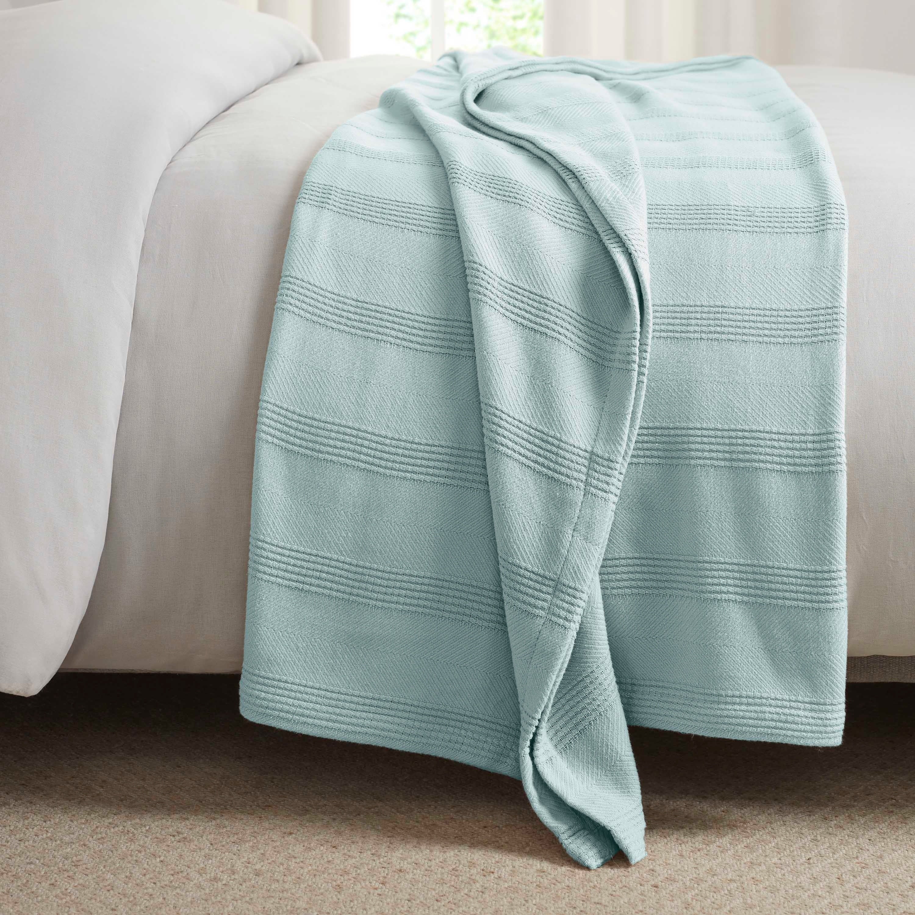 Vellux Cotton - Soft Lightweight Breathable All Season Blanket