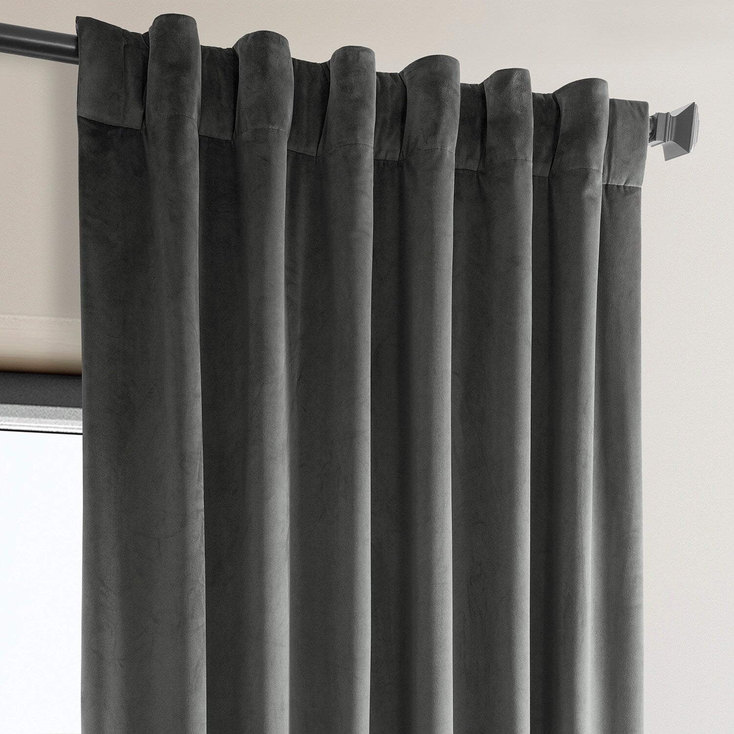 Exclusive Fabrics Plush Velvet Room Darkening Curtain (1 Panel)