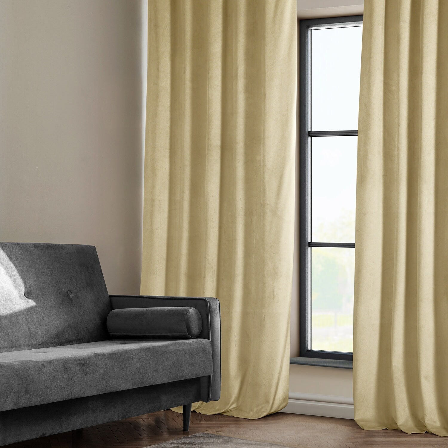 Exclusive Fabrics Plush Velvet Room Darkening Curtain (1 Panel)