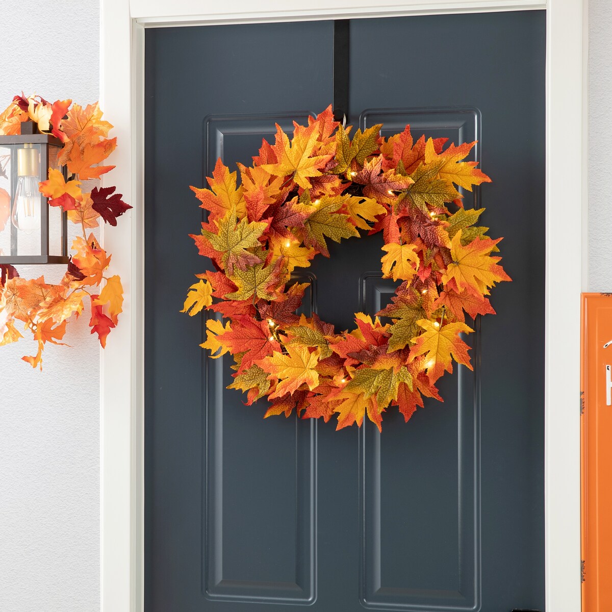 Glitzhome Thanksgiving LED Lighted Fall Maple Leaves Wreath & Garland