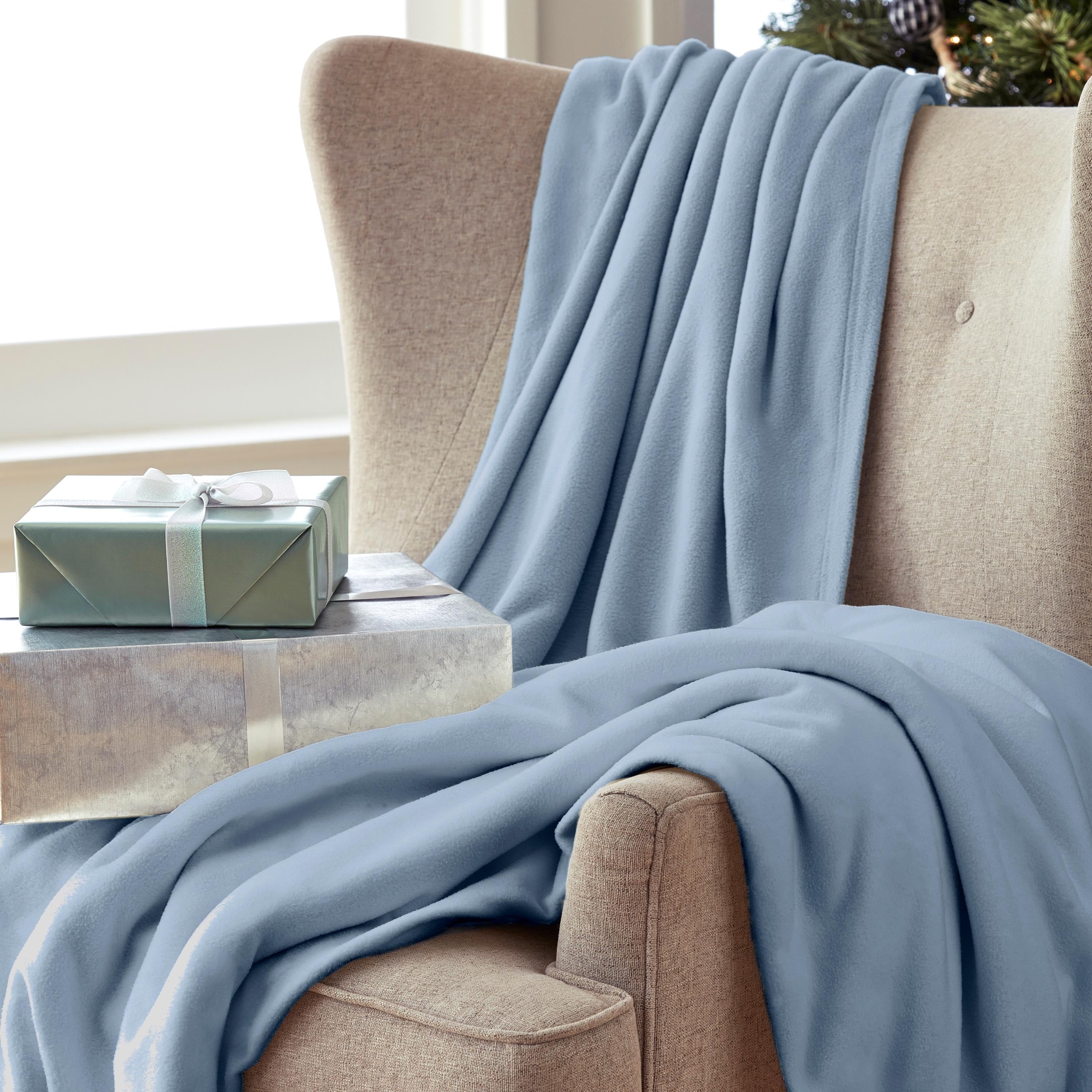 Martex Super Soft Fleece - Comfy Lightweight All Season Blanket