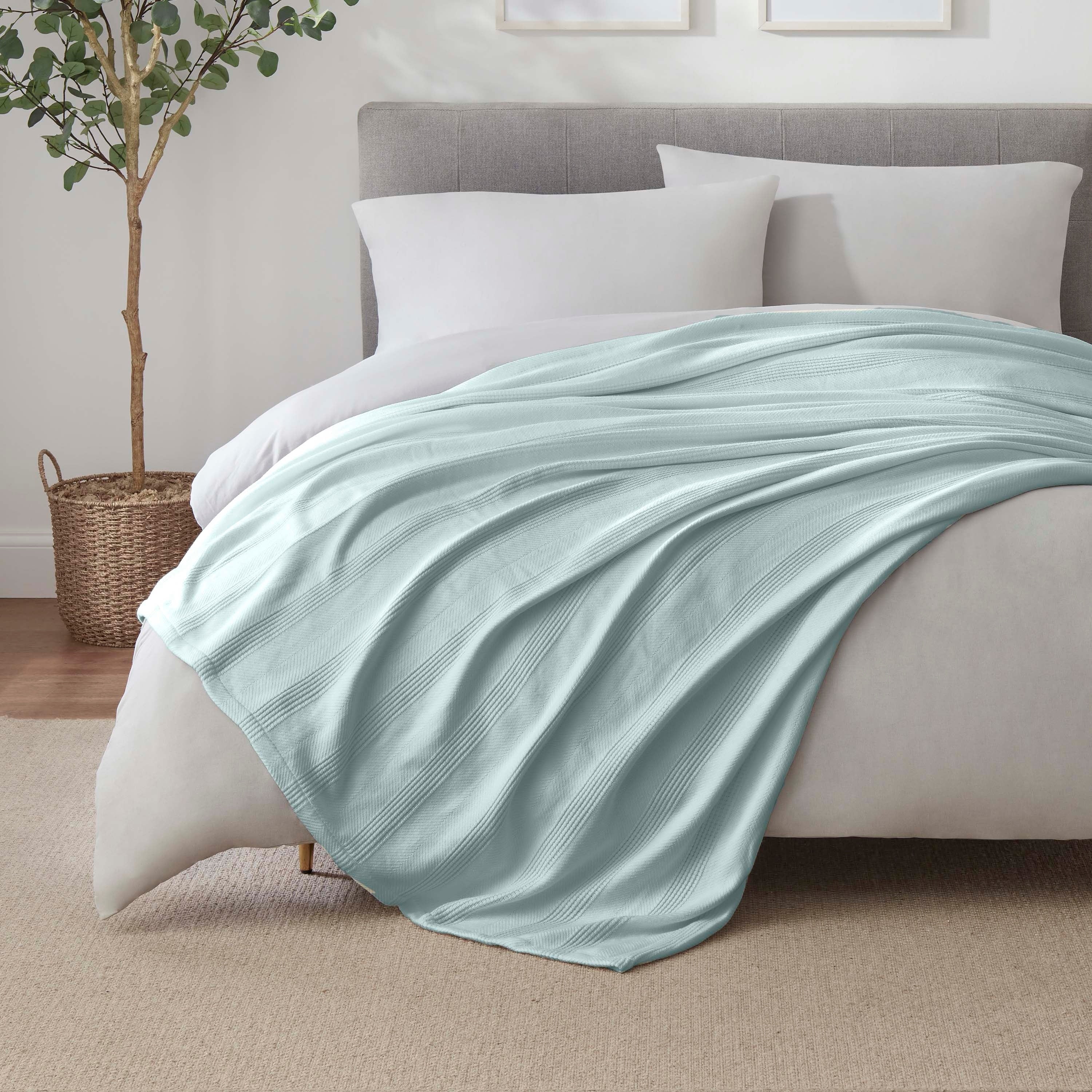 Vellux Cotton - Soft Lightweight Breathable All Season Blanket